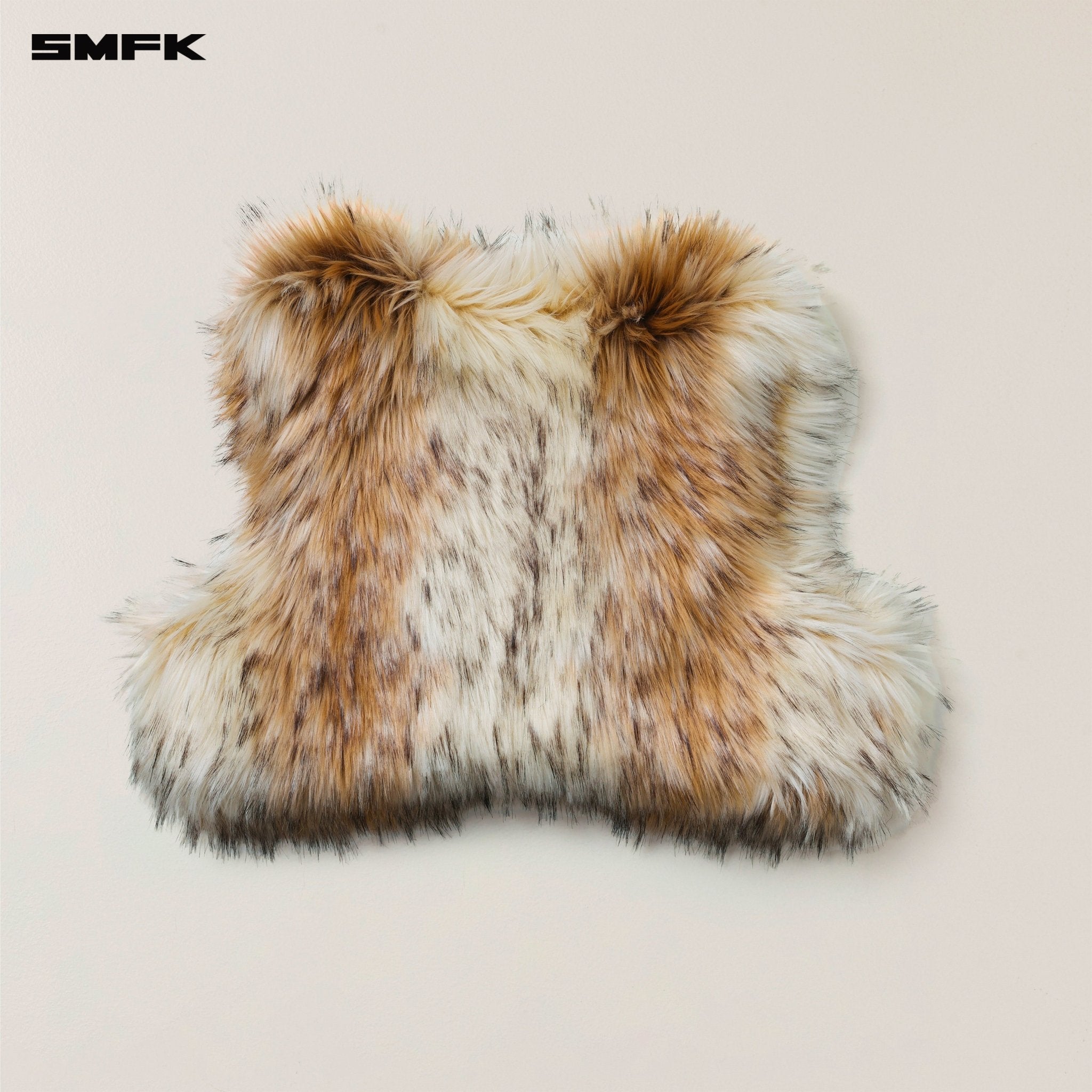 SMFK Compass Grassland Woolly Short Tank In Arctic Wolf White | MADAX