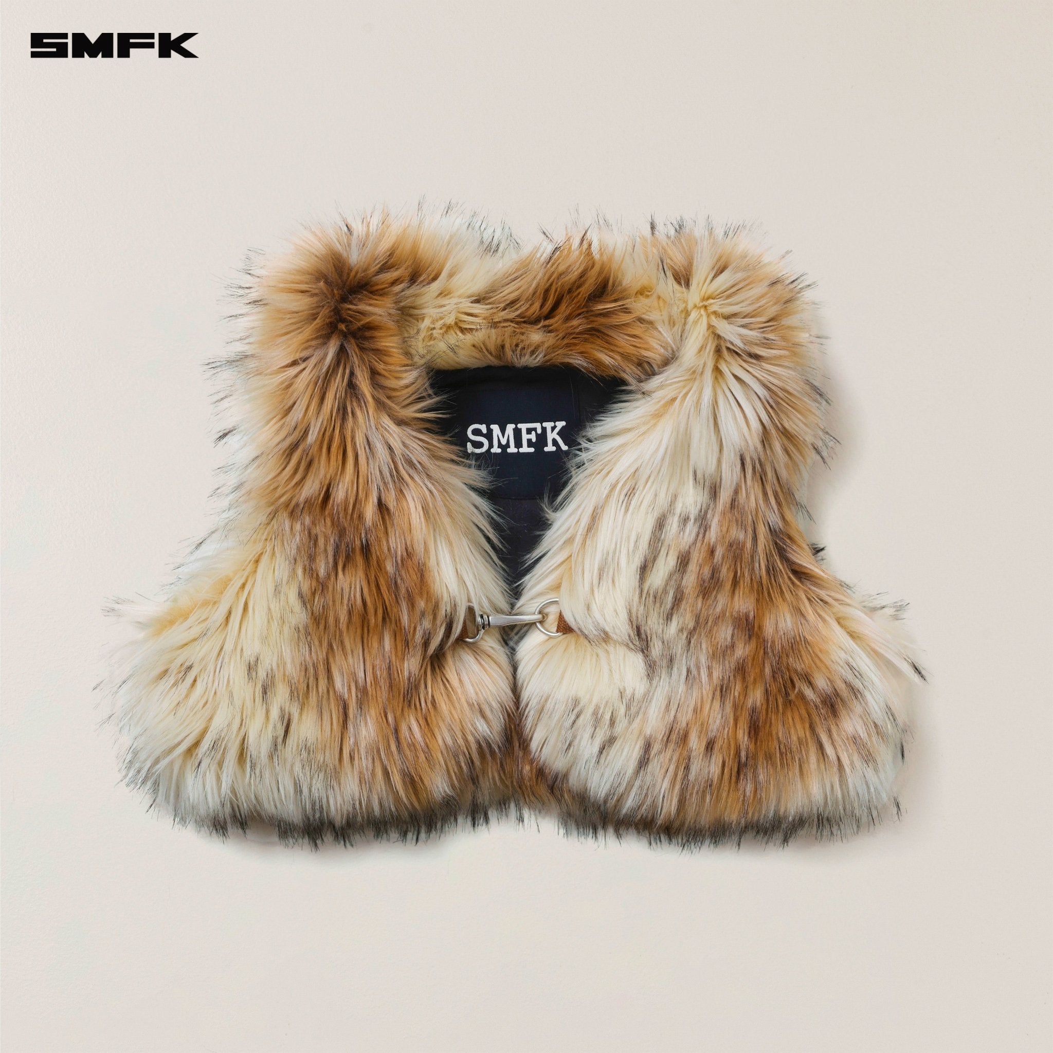 SMFK Compass Grassland Woolly Short Tank In Arctic Wolf White | MADAX