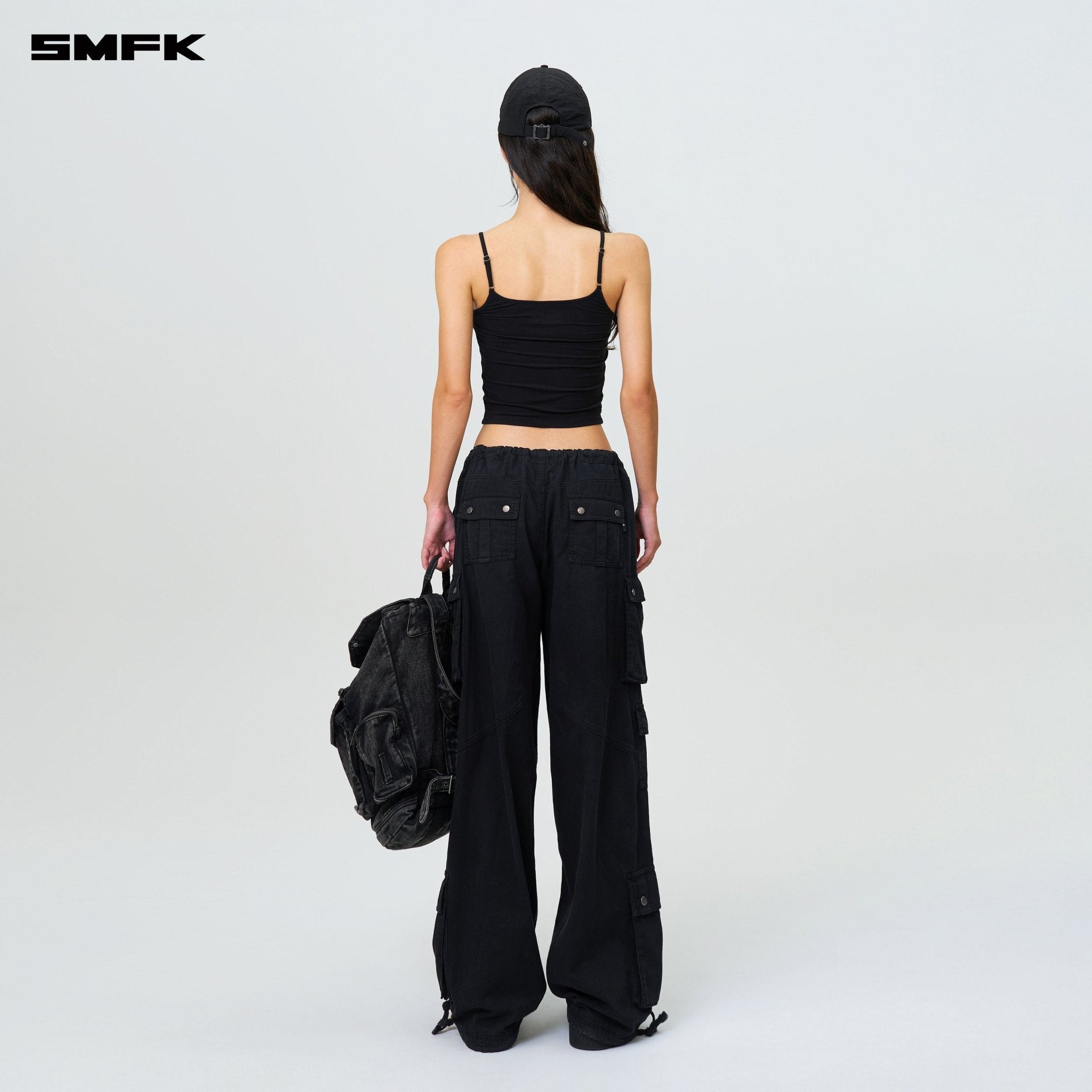 SMFK Compass Hug Extra - Long Sports Strap Top Black | MADAX