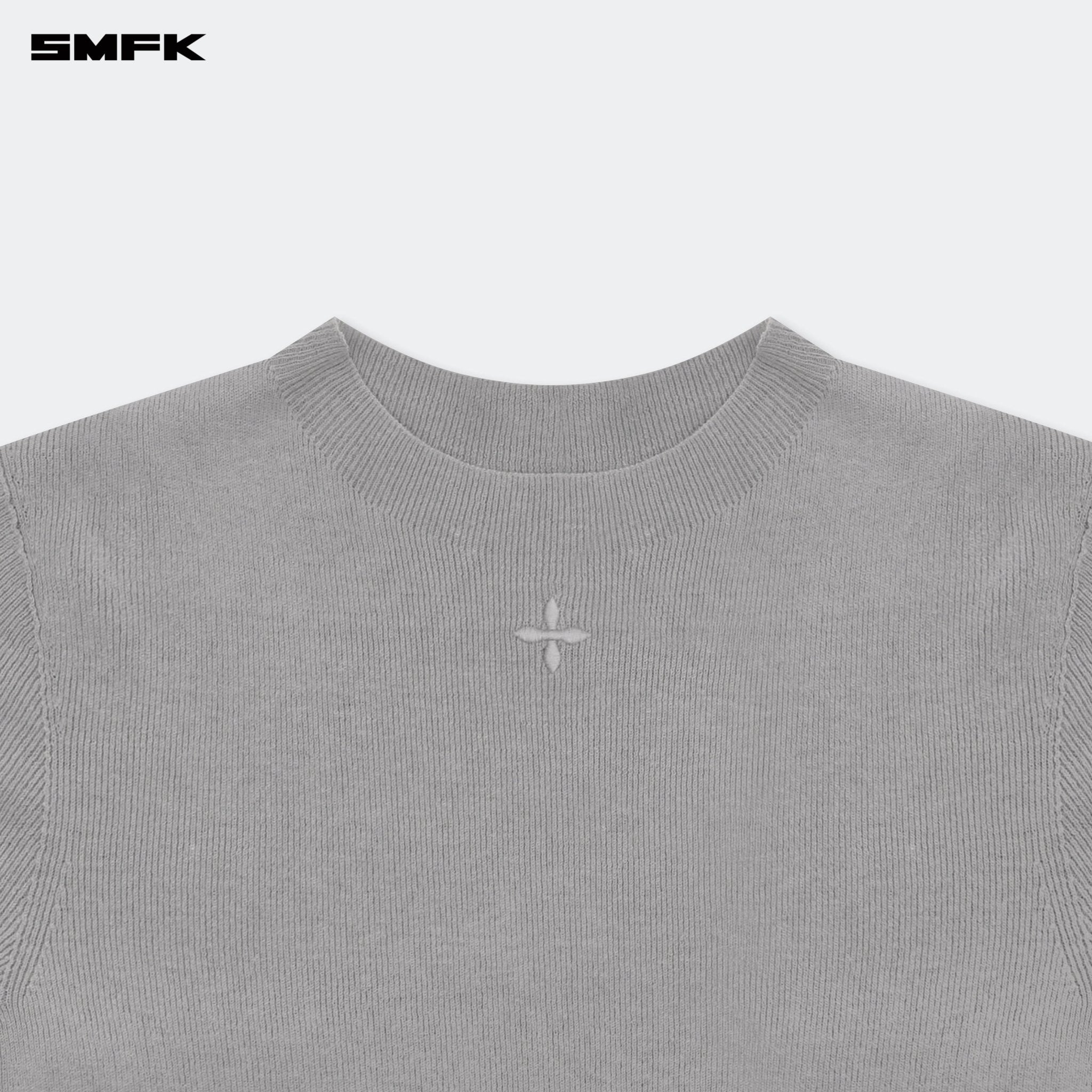 SMFK Compass Hug High Neck Seamless Knit Tee Gray | MADAX