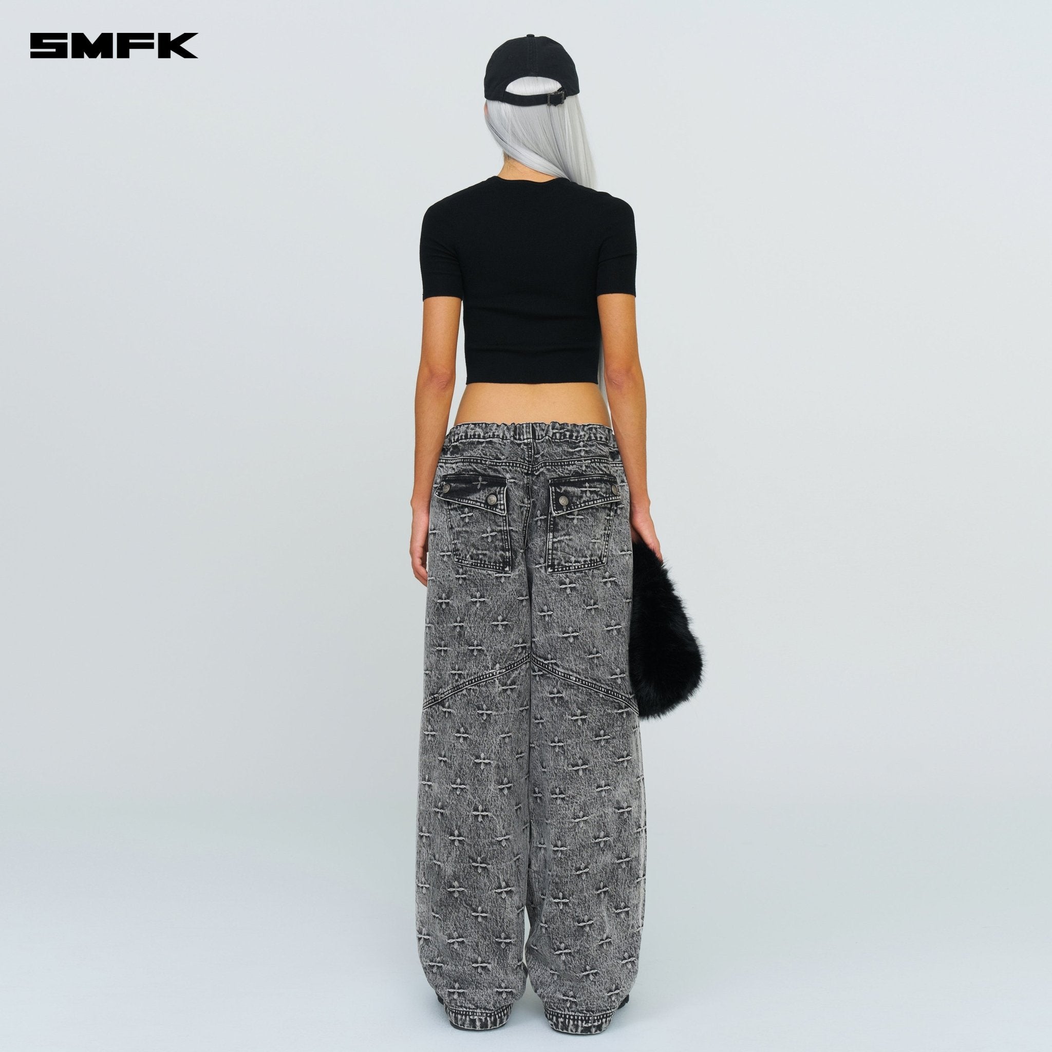 SMFK Compass Hug Seamless Wool Knit Tee | MADAX