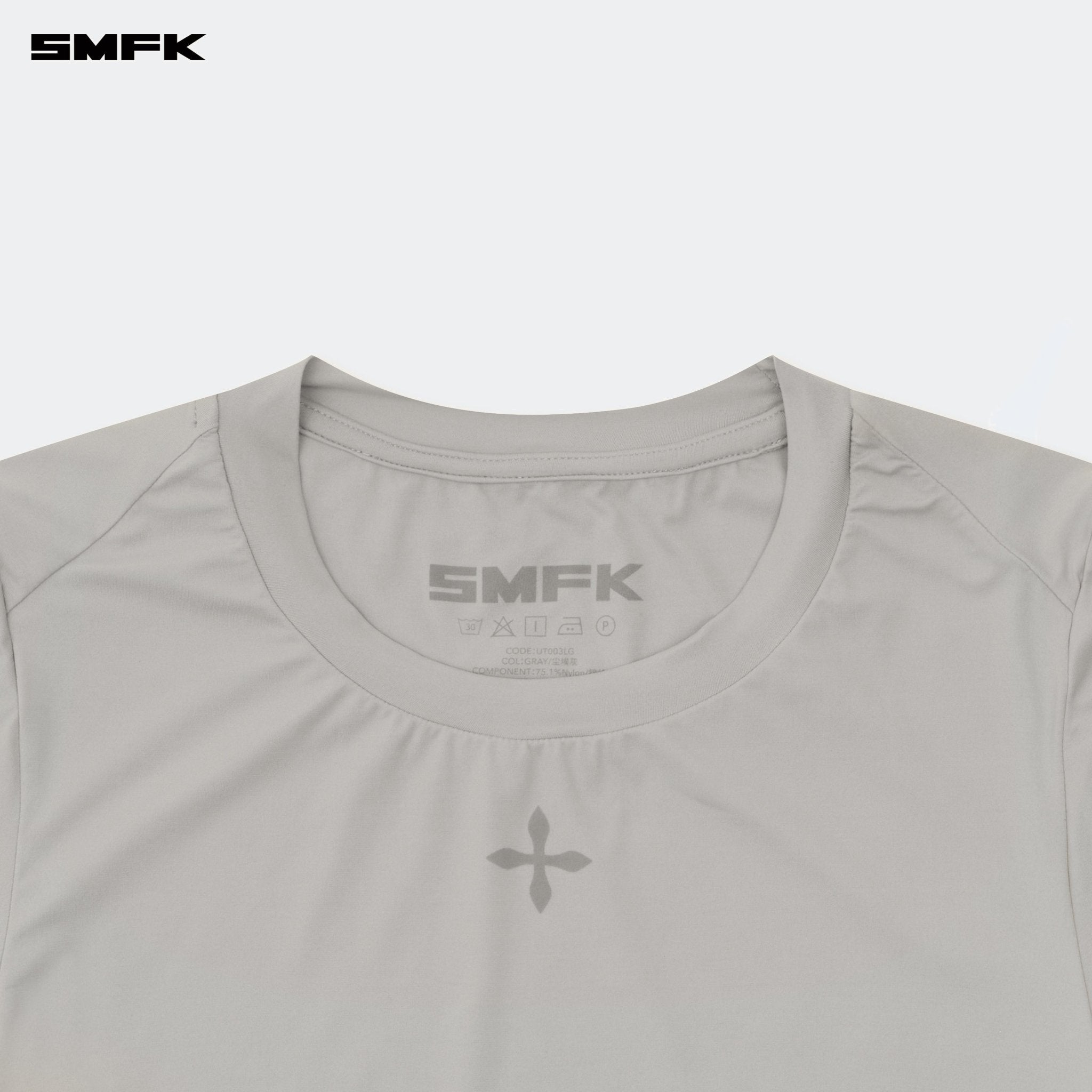 SMFK Compass Hug Skin - Tight Fitting Tee Gray | MADAX