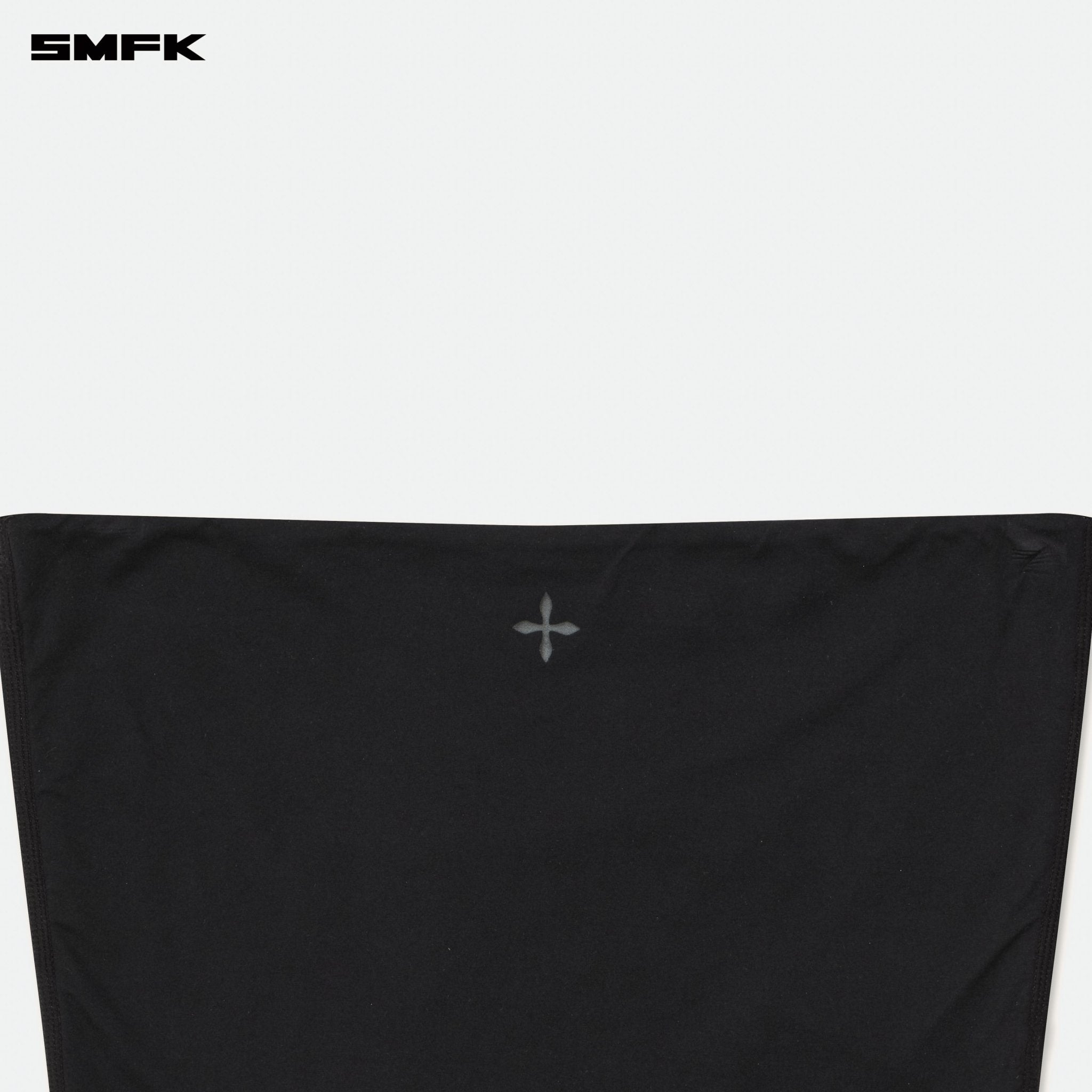 SMFK Compass Hug Skin Tube Top Black | MADAX