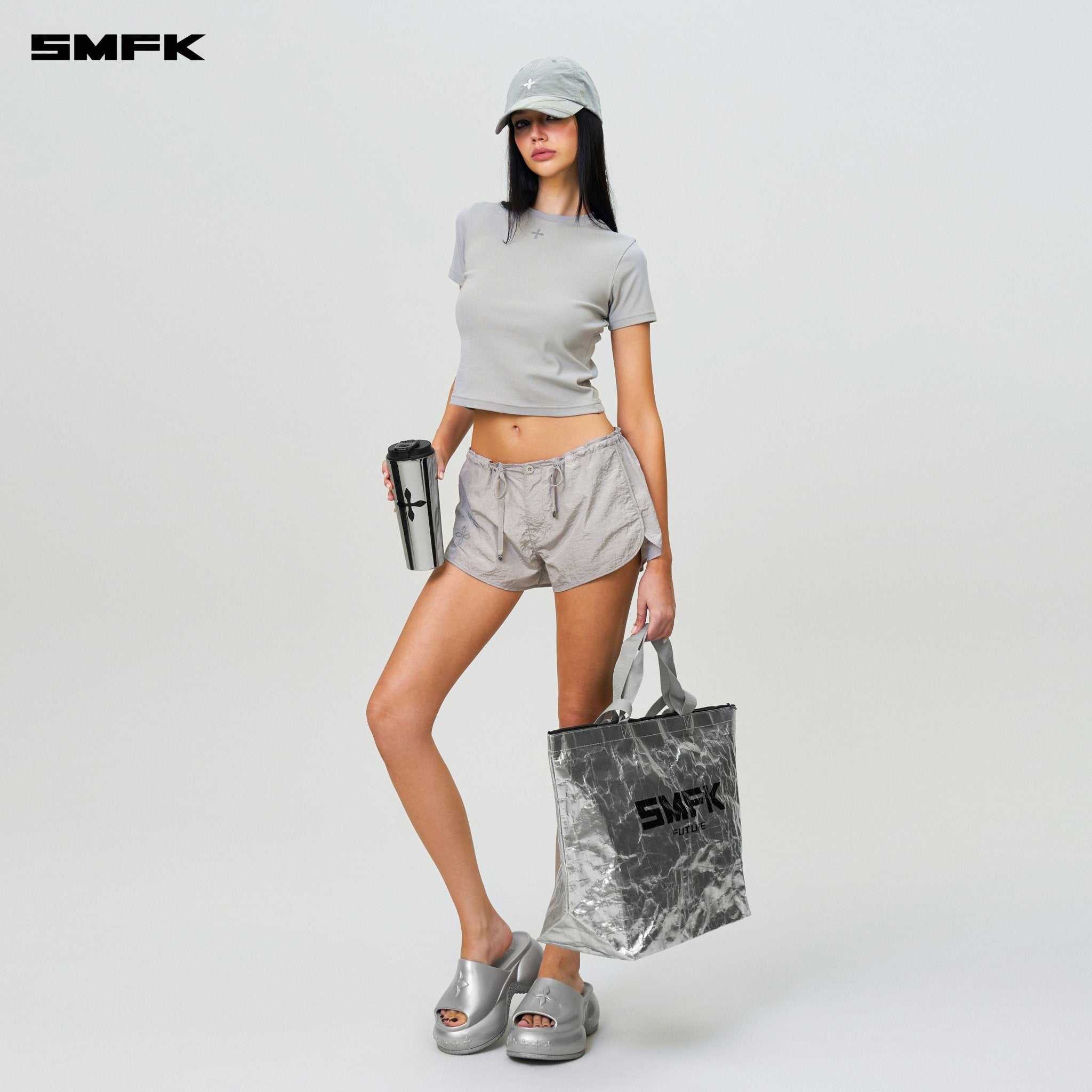 SMFK Compass Hug Slim Fit Tee Gray | MADAX