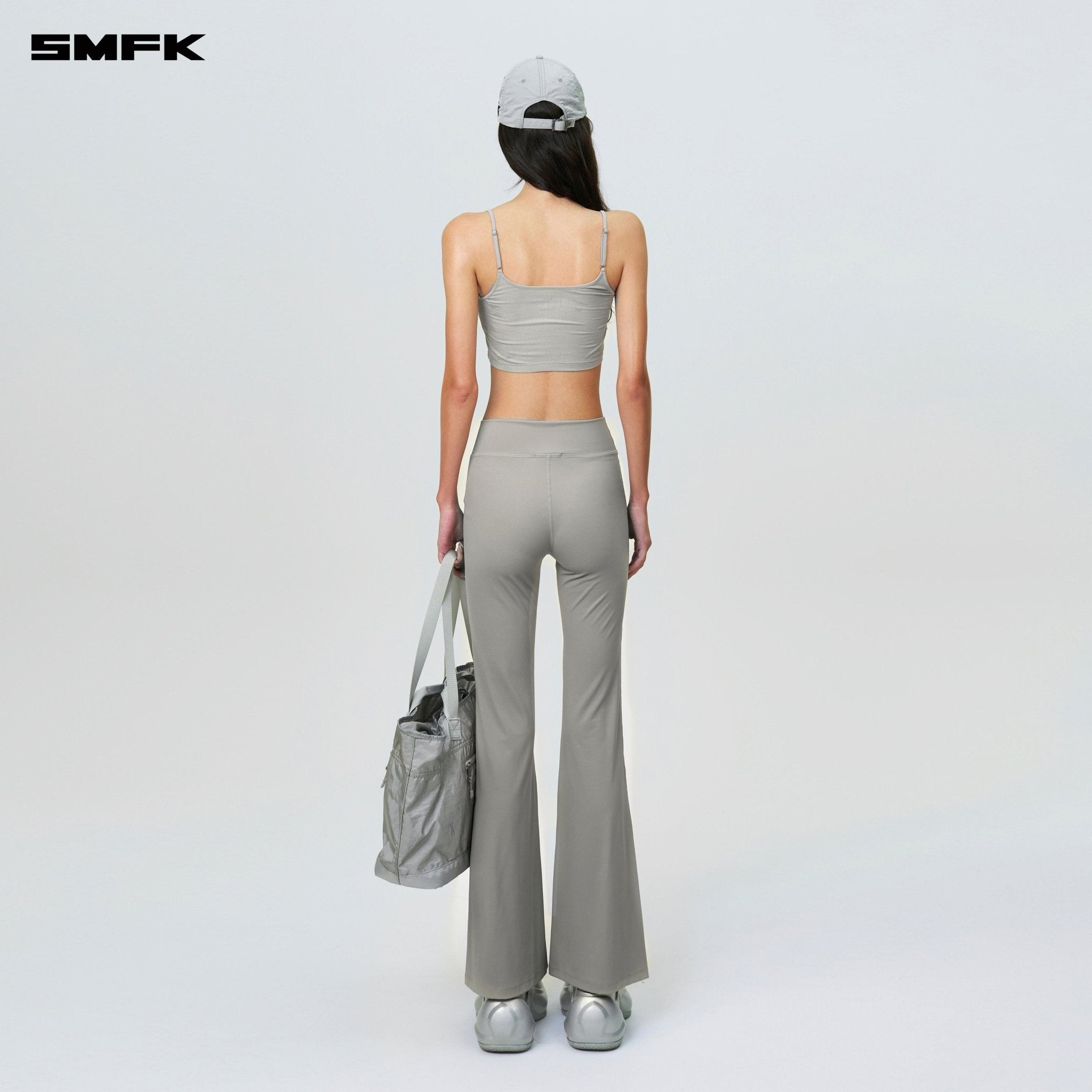 SMFK Compass Hug Ultra - Short Sports Strap Top Gray | MADAX