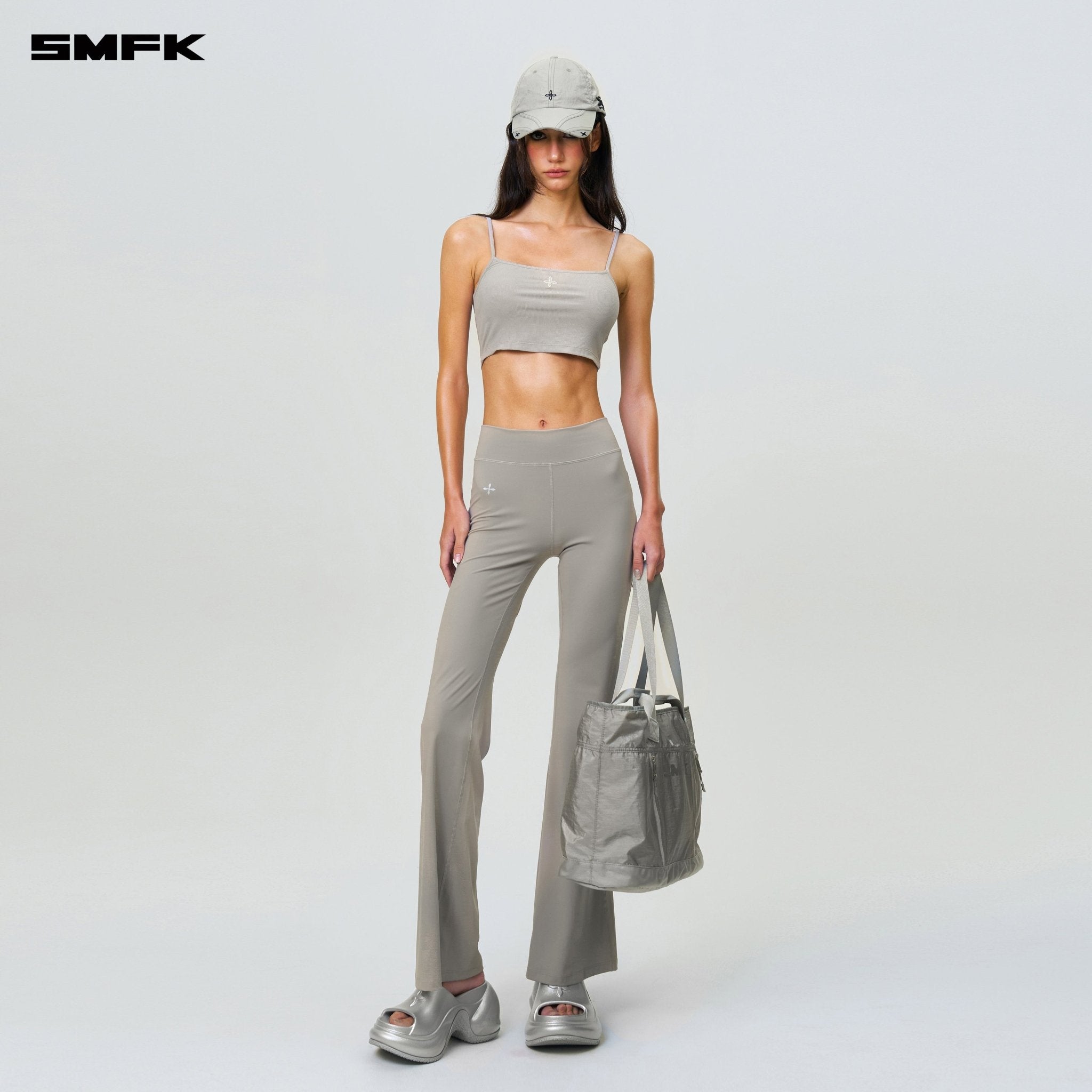 SMFK Compass Hug Ultra - Short Sports Strap Top Gray | MADAX