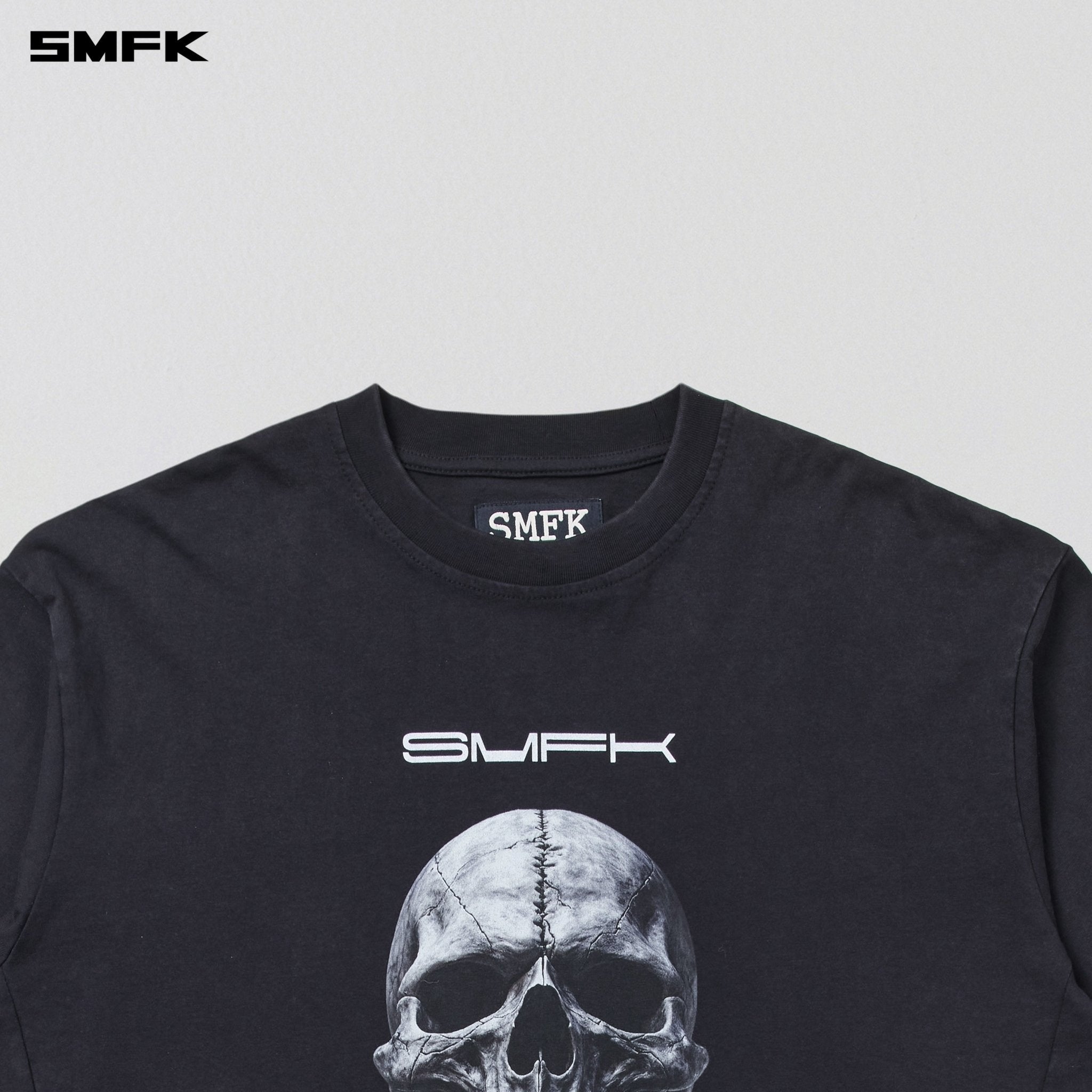 SMFK COMPASS MODE MASSIVE PULLOVER - PERMANENT WILD BLACK | MADAX
