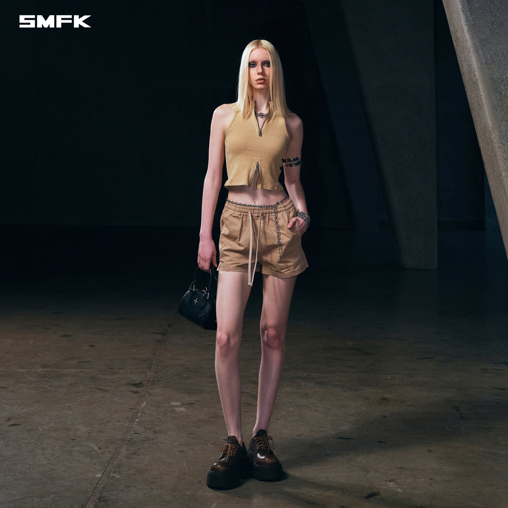 SMFK Compass Mode Rise - Up Shorts In Sand | MADAX