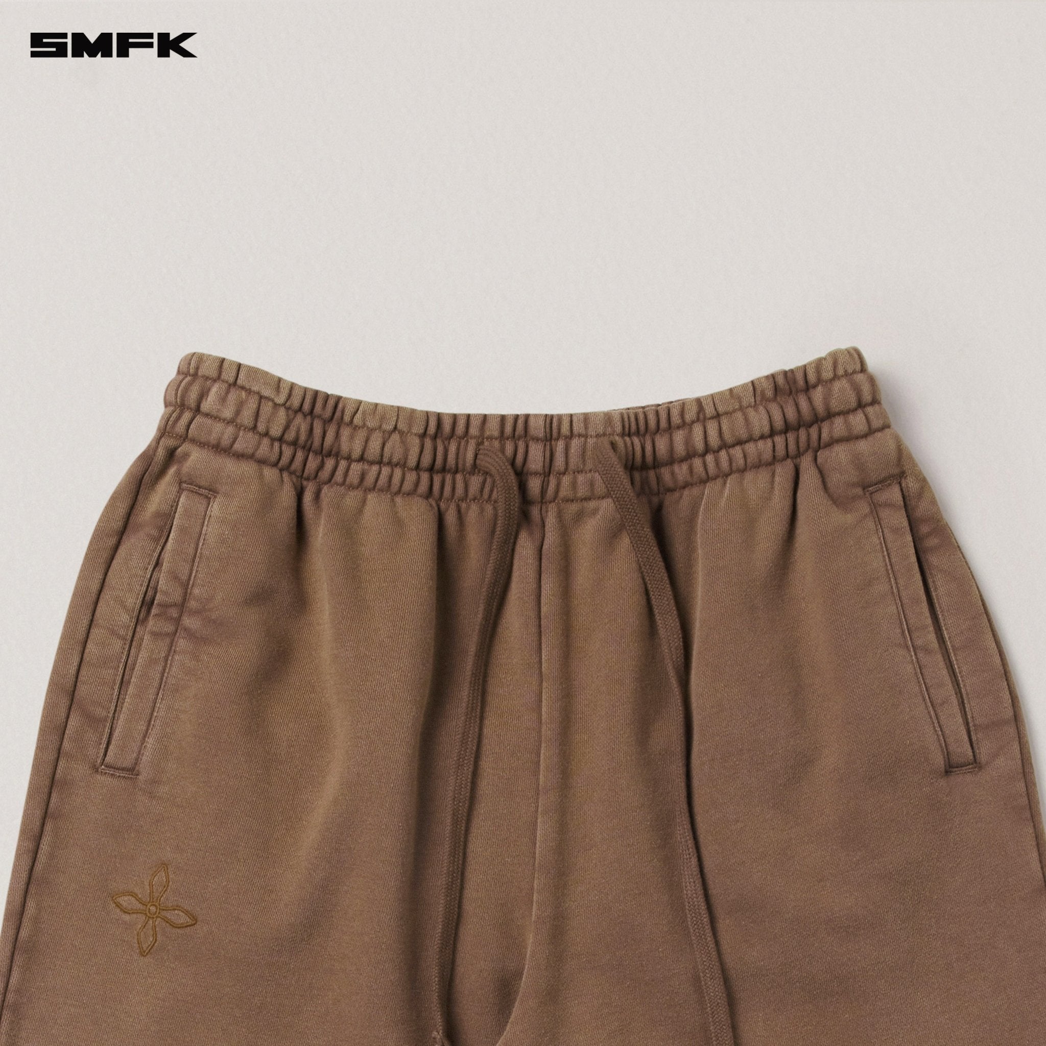 SMFK Compass Mode Straight Sports Pants In Wild Horse Brown | MADAX