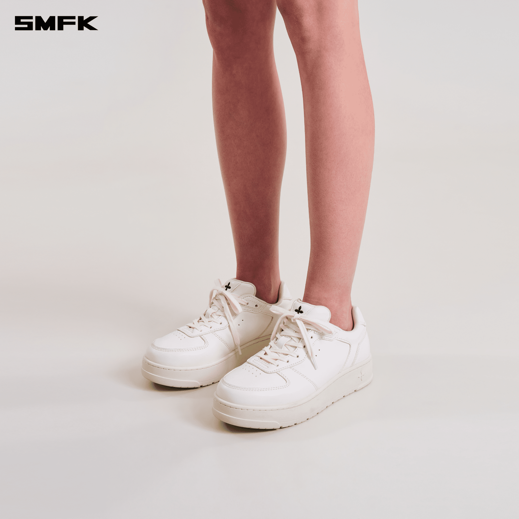 SMFK COMPASS MODE - T LEATHER SNEAKER CLOUD WHITE | MADAX