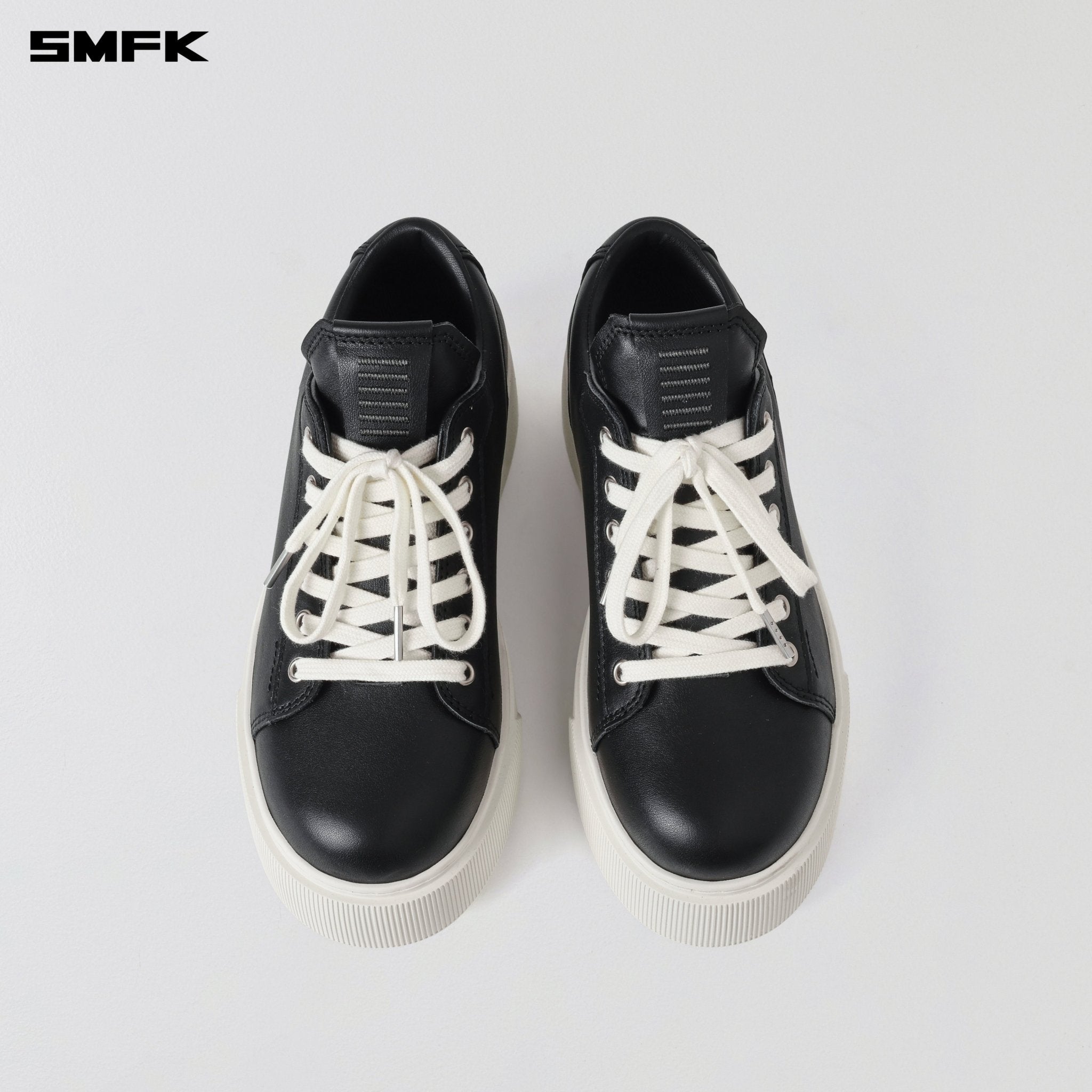 SMFK Compass Mode Thick Leather Sneaker In Black White | MADAX