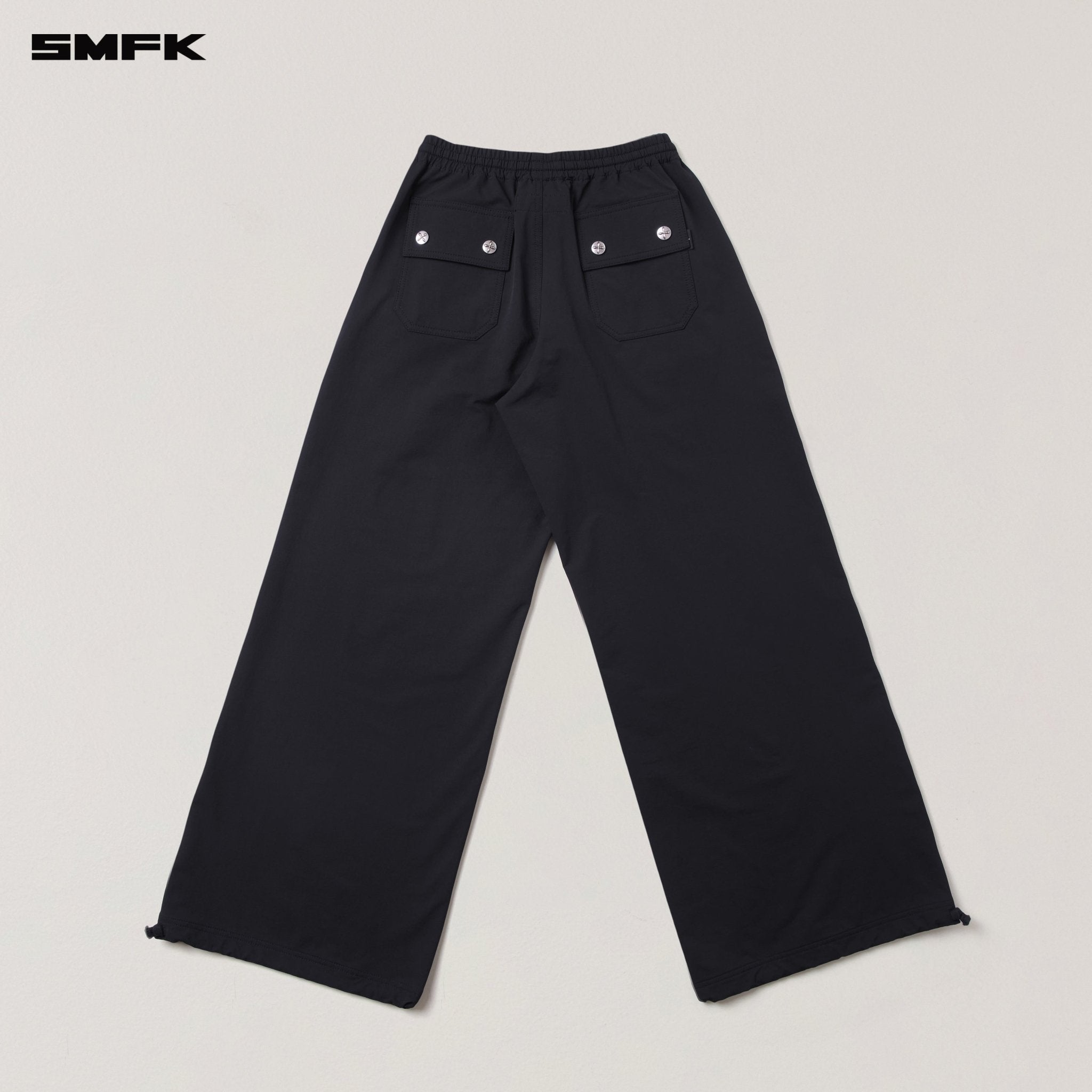 SMFK Compass Mode Tower Hike - Tech Sports Pants In Wild Black | MADAX