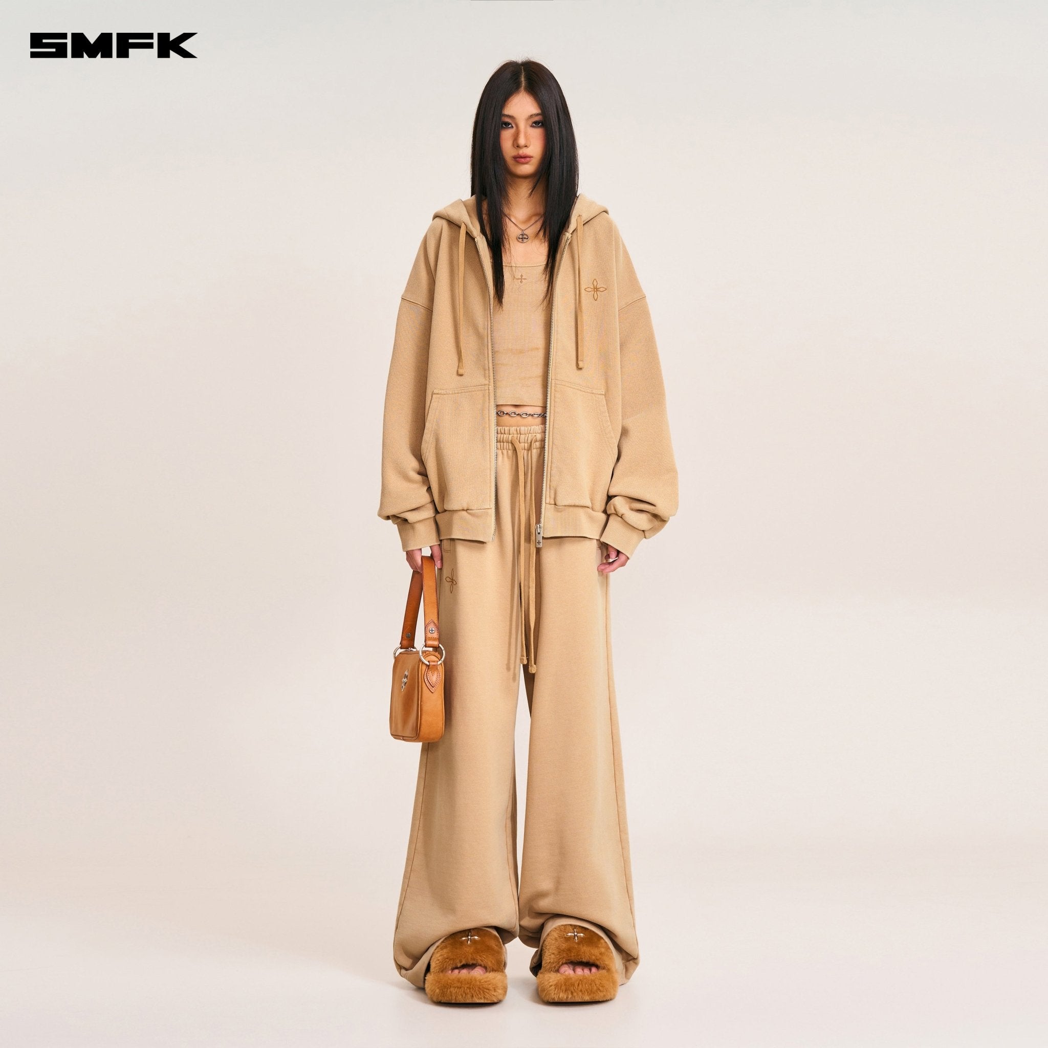 SMFK Compass Mode Tower Loose Sports Pants In Sand | MADAX