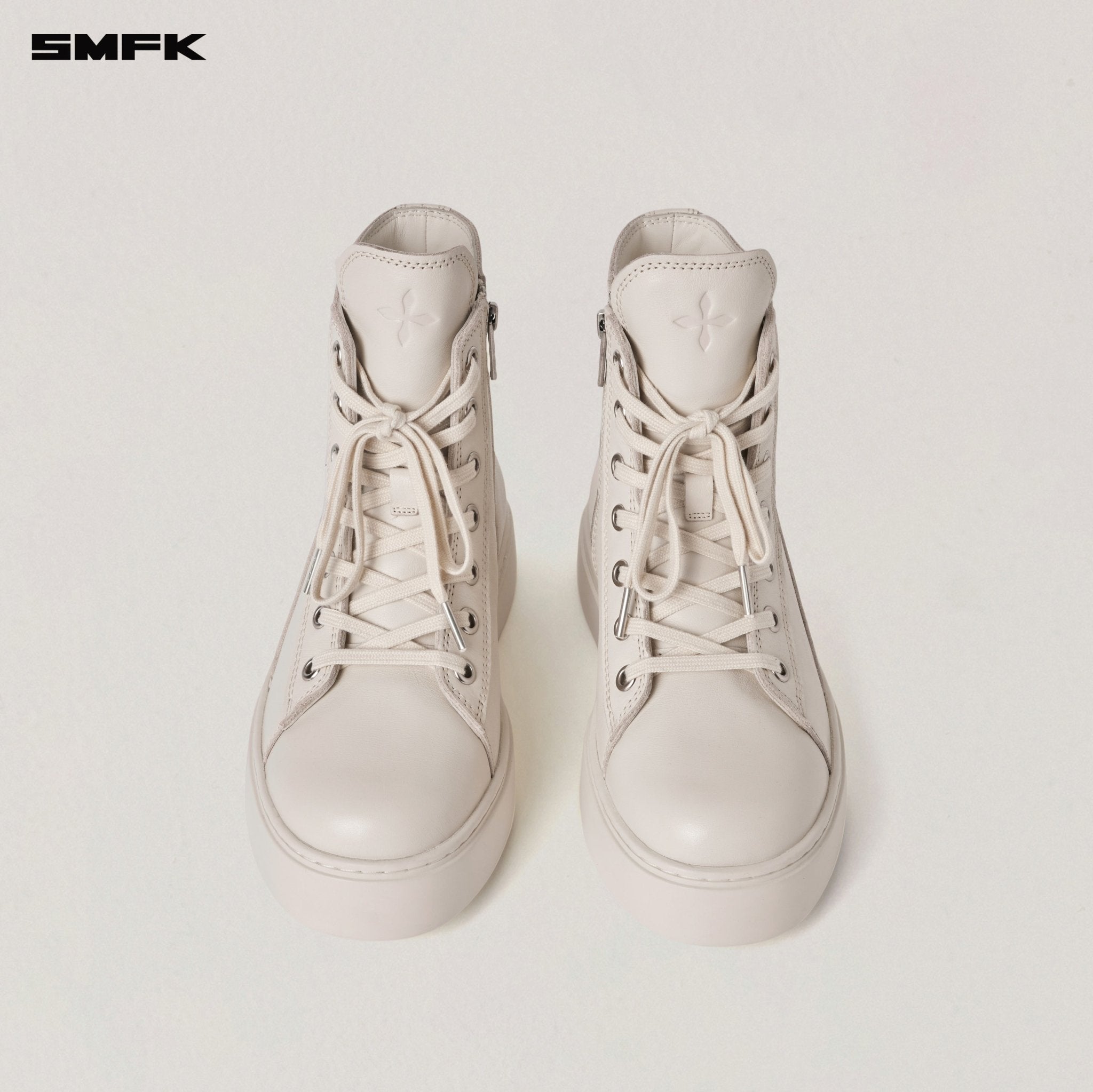 SMFK Compass Origin Leather Sneaker In White | MADAX