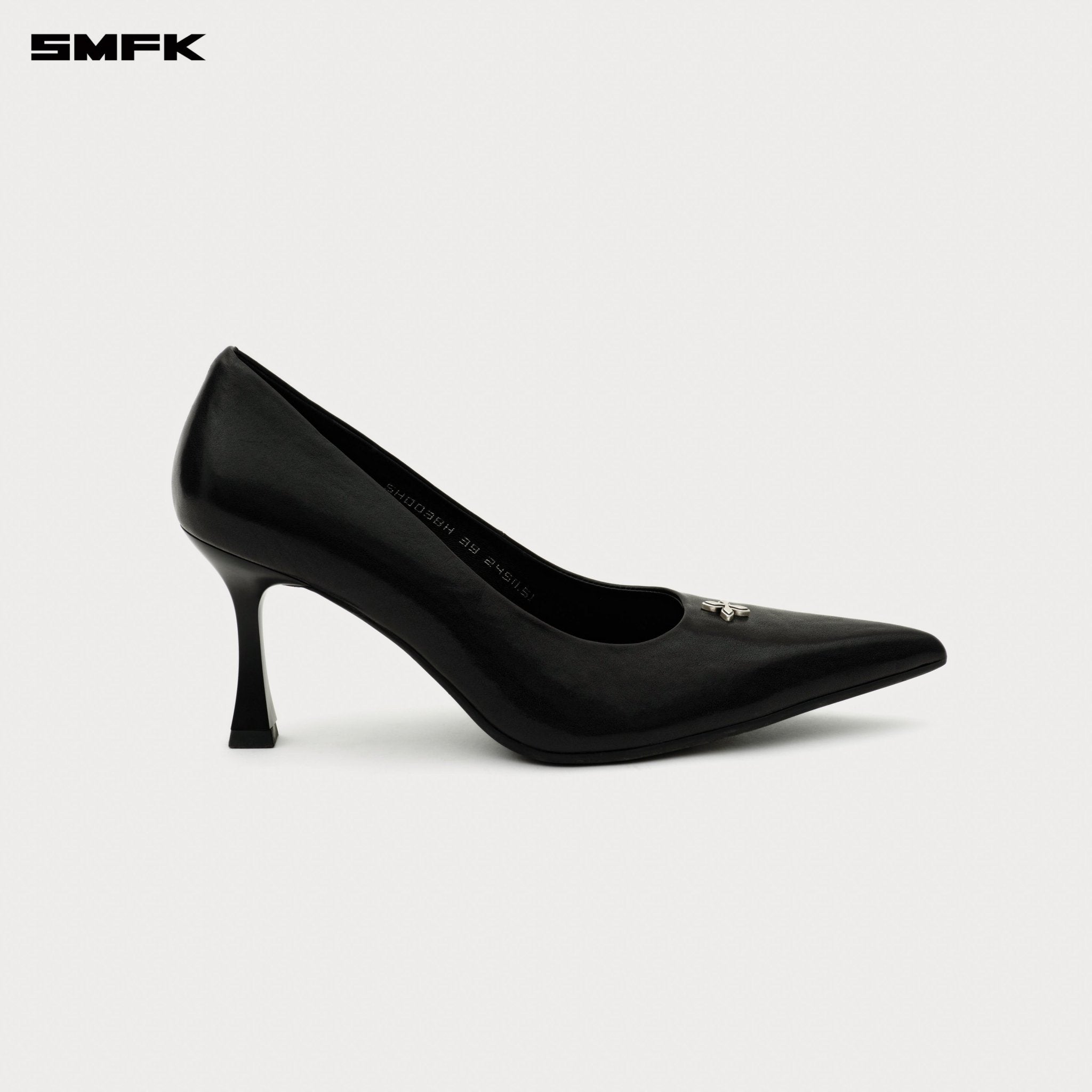 SMFK Compass Rivet Classic High - Heel In Black | MADAX