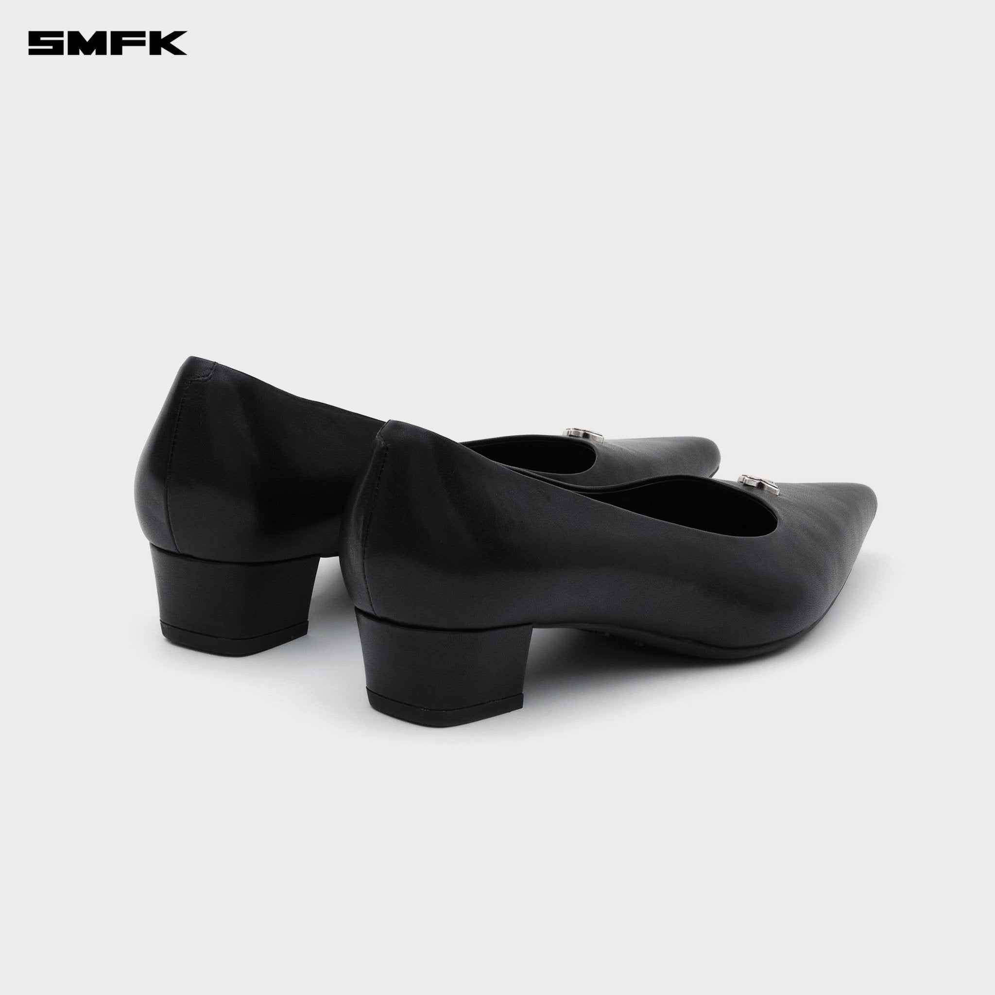 SMFK Compass Rivet Classic Low Heels In Black | MADAX