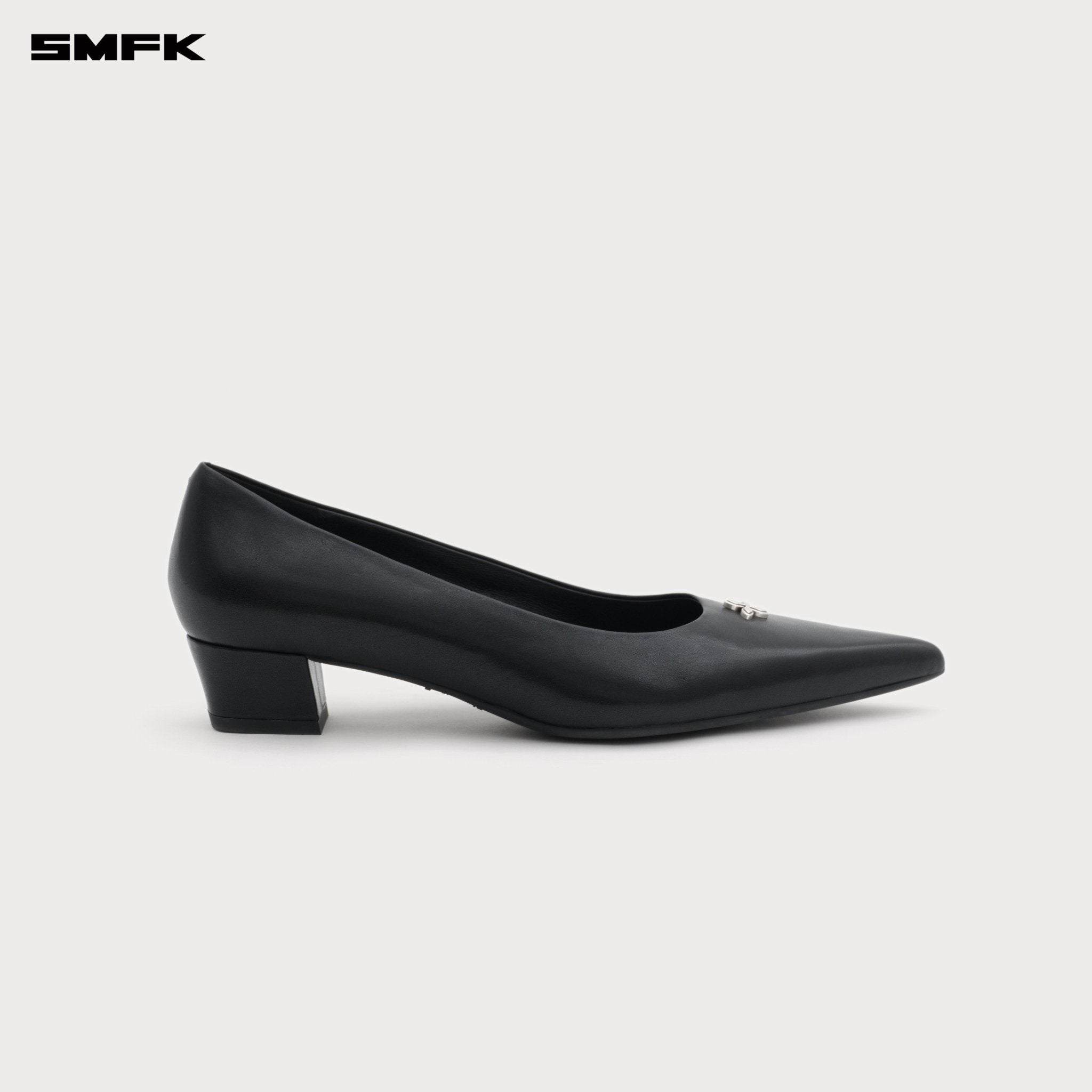 SMFK Compass Rivet Classic Low Heels In Black | MADAX