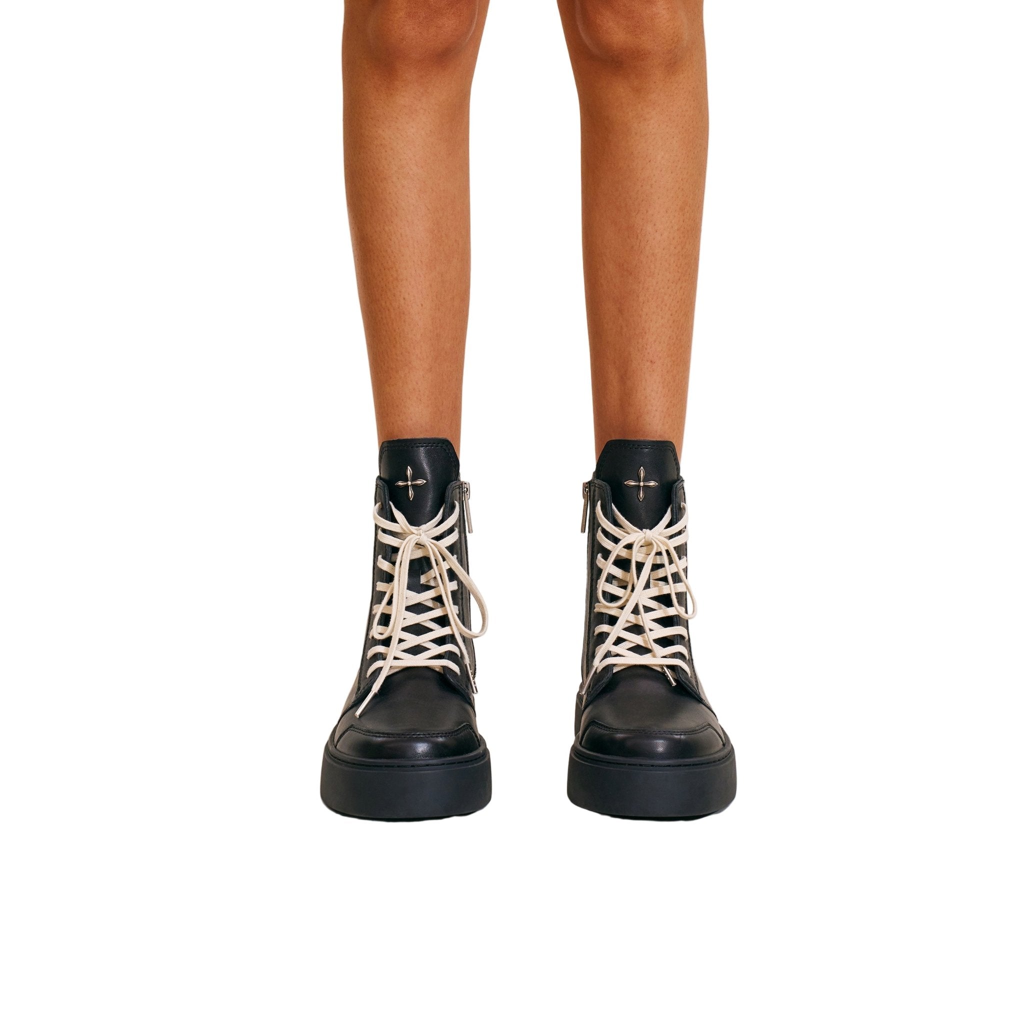 SMFK Compass Rush Leather Sneaker In Black | MADAX