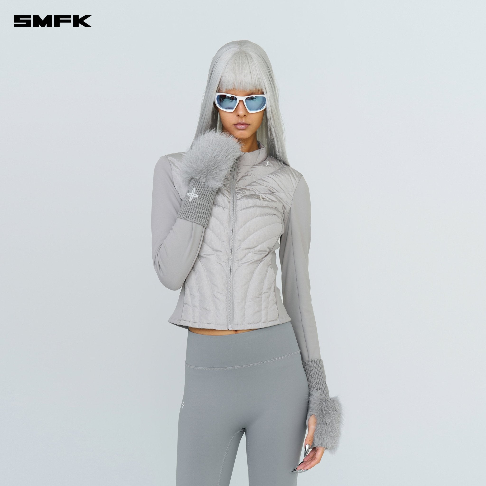 SMFK Compass Snowman Furry Gloves In Gray | MADAX