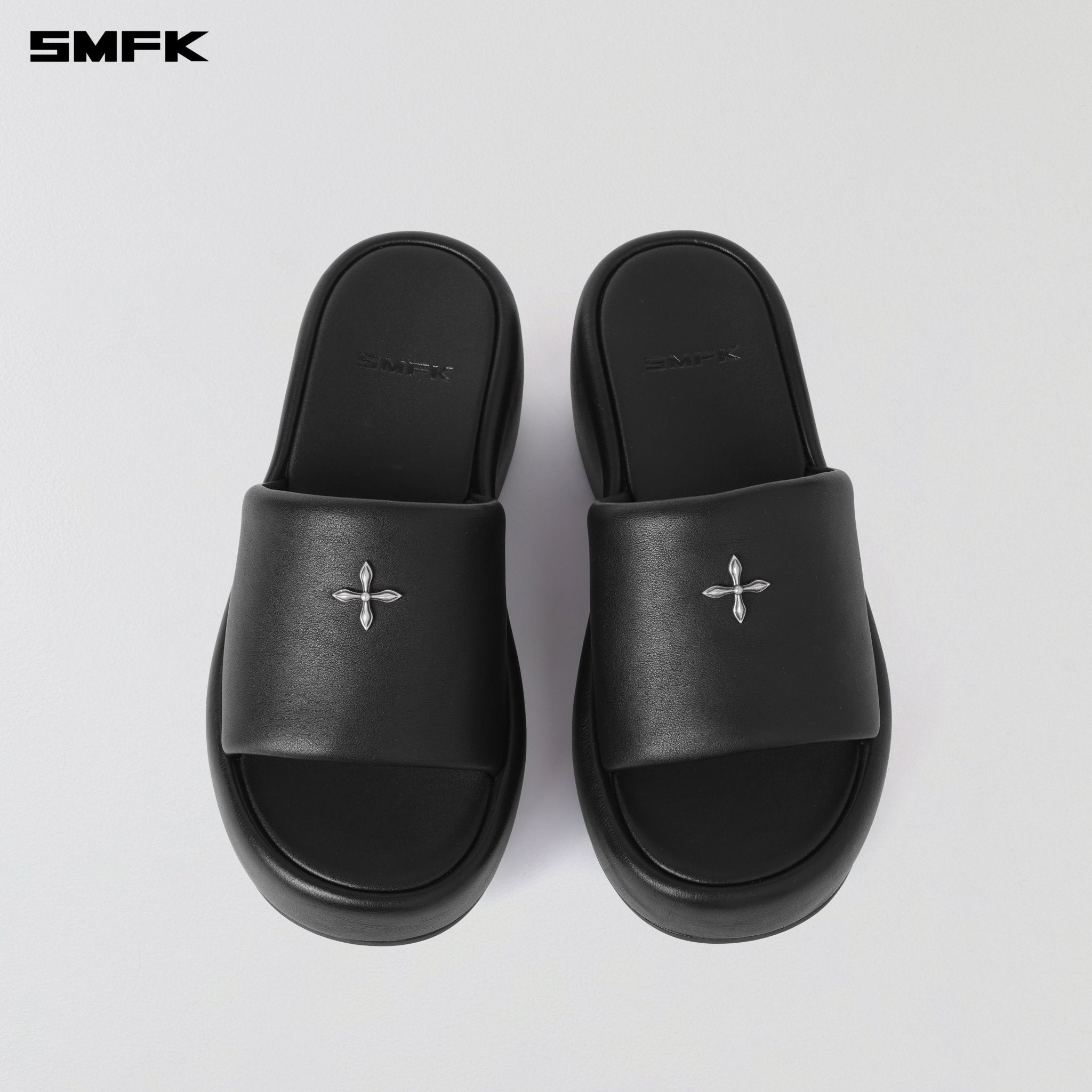 SMFK Compass Stable High Leather Slipper In Wild Black | MADAX