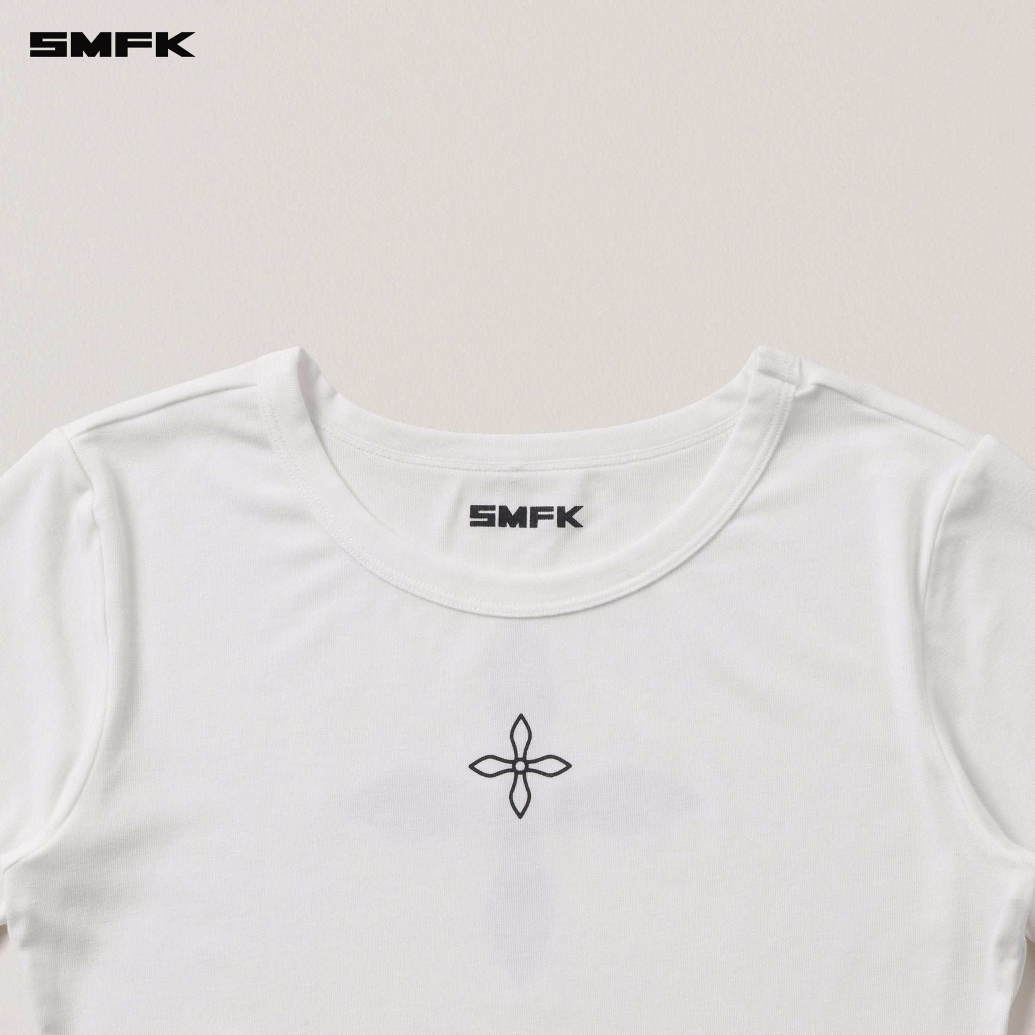 SMFK Compass Stamp Acetate Body Sports Tee In Snow Mountain White | MADAX