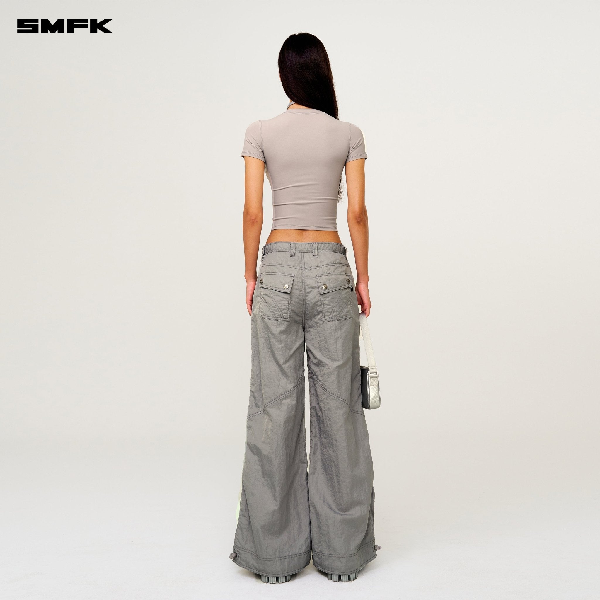 SMFK Compass Wave Body - shaping Skin Tee In Grey | MADAX