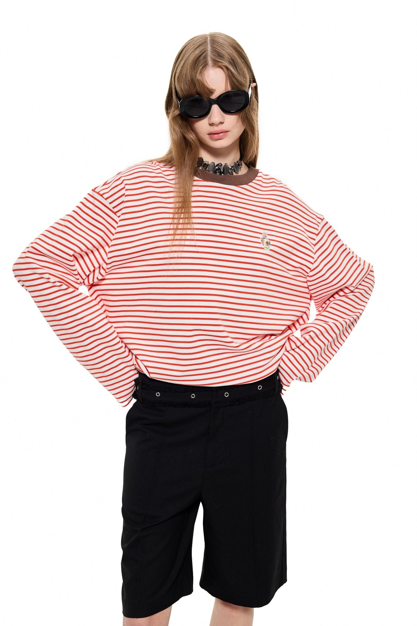 ALEXIA SANDRA Contrast Collar Rabbit Stripe T - Shirt in Red | MADA IN CHINA