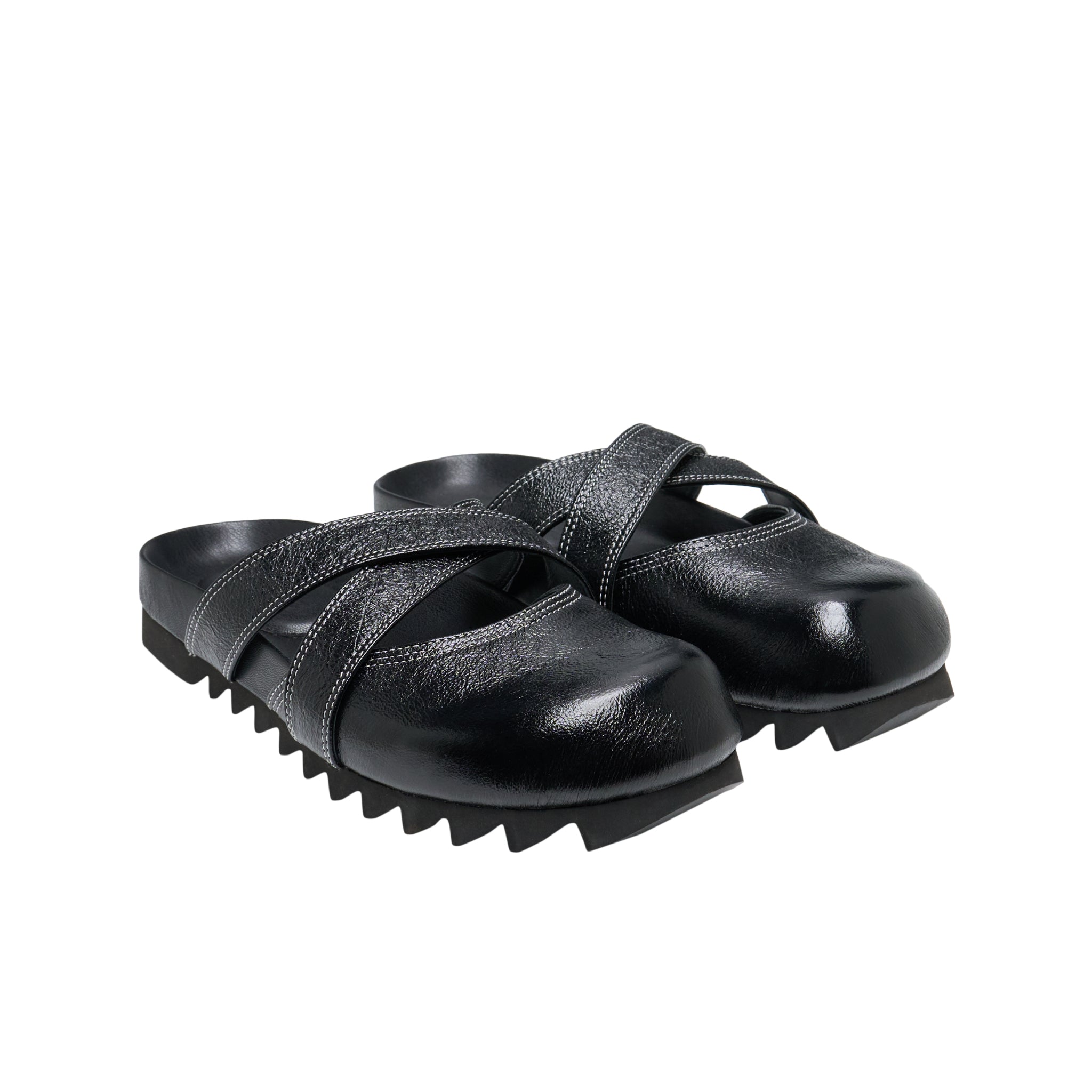 LOST IN ECHO Cross Strap Bun Head Birkenstock Slippers In Black | MADAX