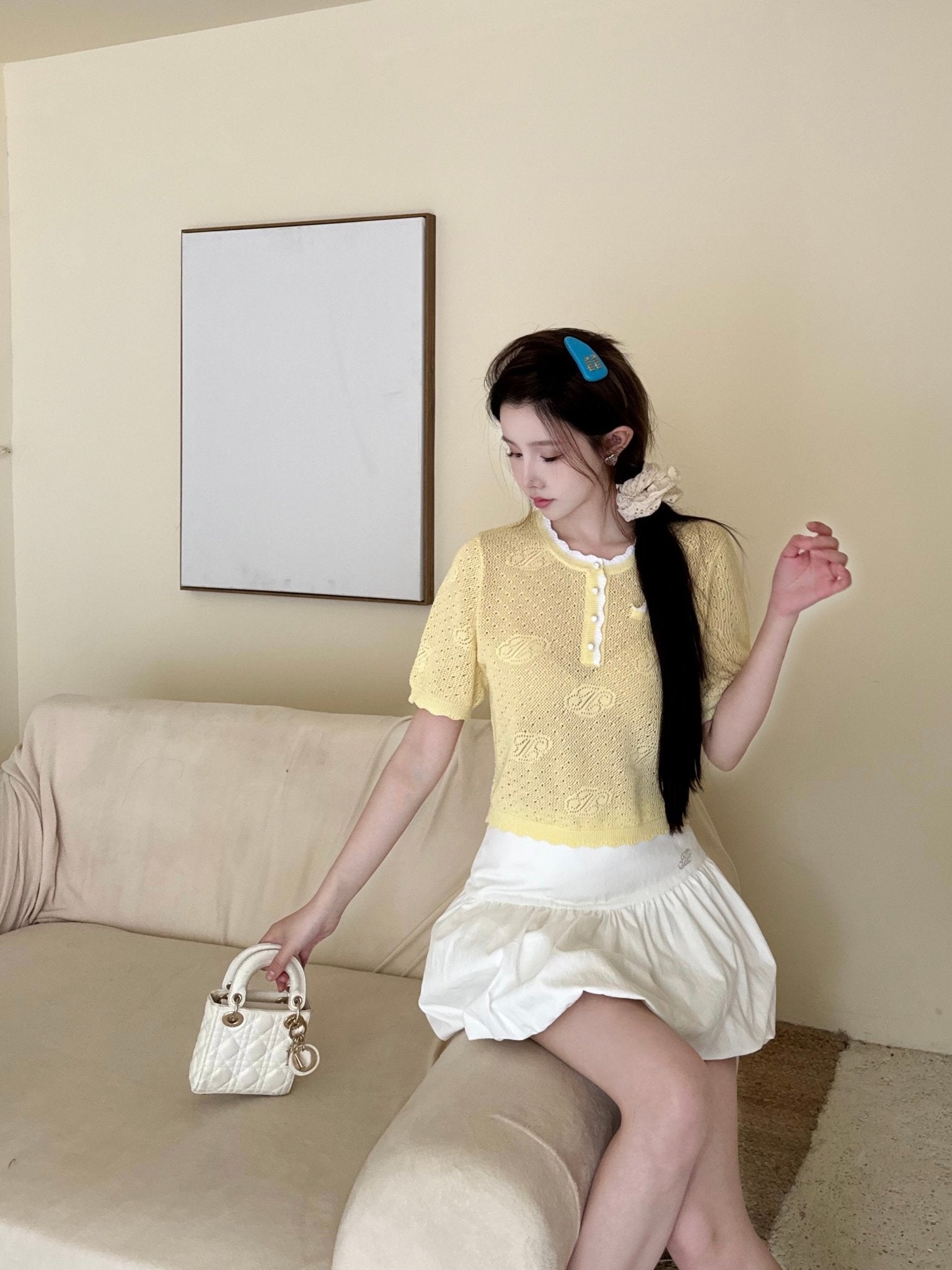 THREE QUARTERS Crossover Logo Jacquard Woolen Short Top Yellow | MADA IN CHINA