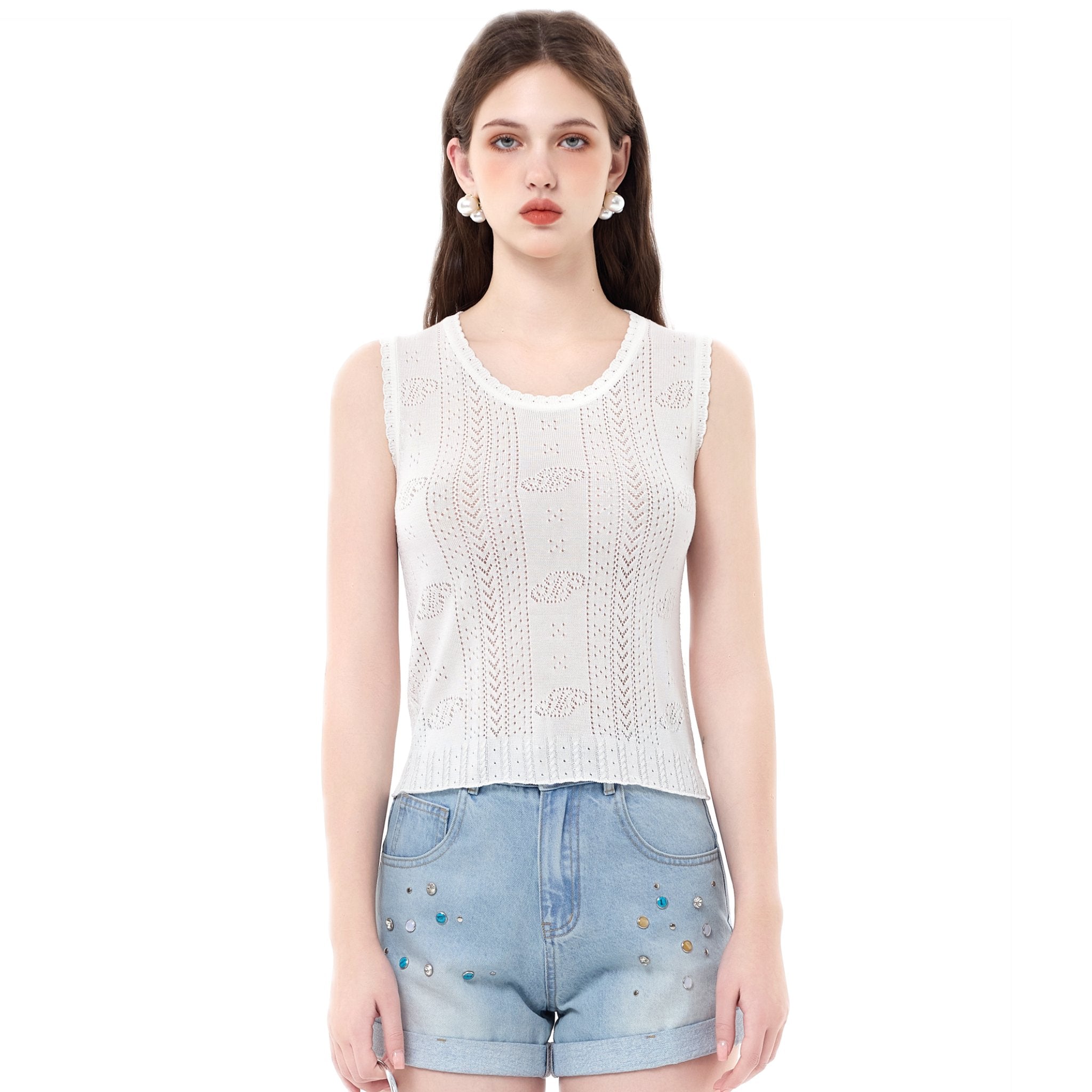 THREE QUARTERS Cutout Logo Tencel Sleeveless Knit Tank Top | MADA IN CHINA