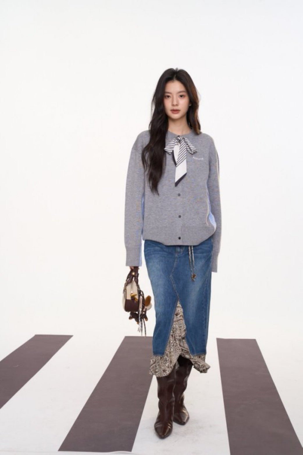 AIMME SPARROW Dachshund Puppy Decoration Polo Sweater In Grey | MADAX