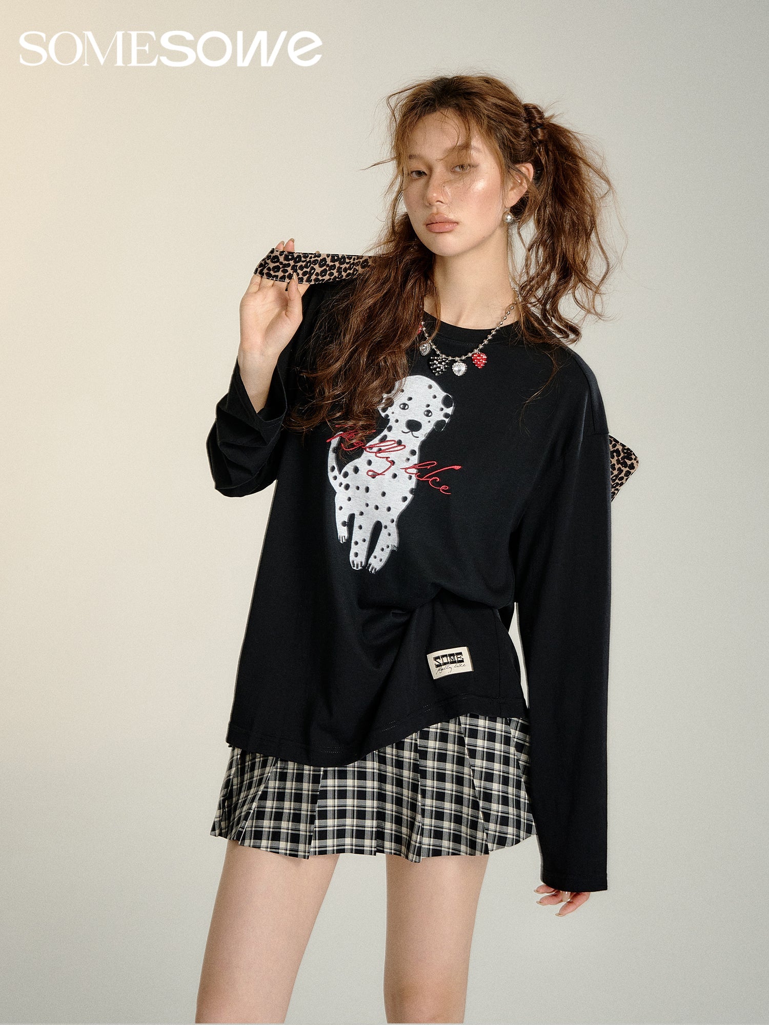 SOMESOWE Dalmatian silhouette long sleeve T - shirt in Black | MADA IN CHINA