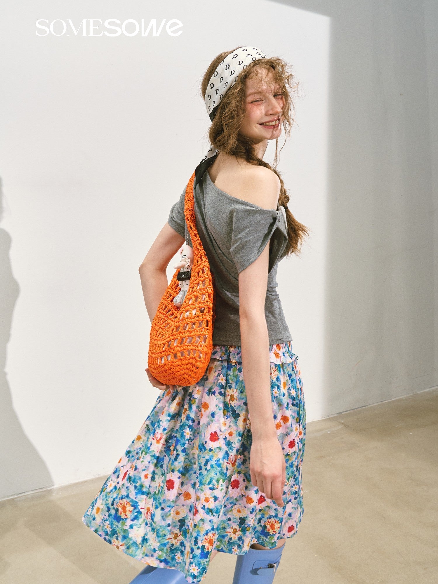 SOMESOWE Designer Off - shoulder Knotted Slim T-shirt In Gray | MADAX