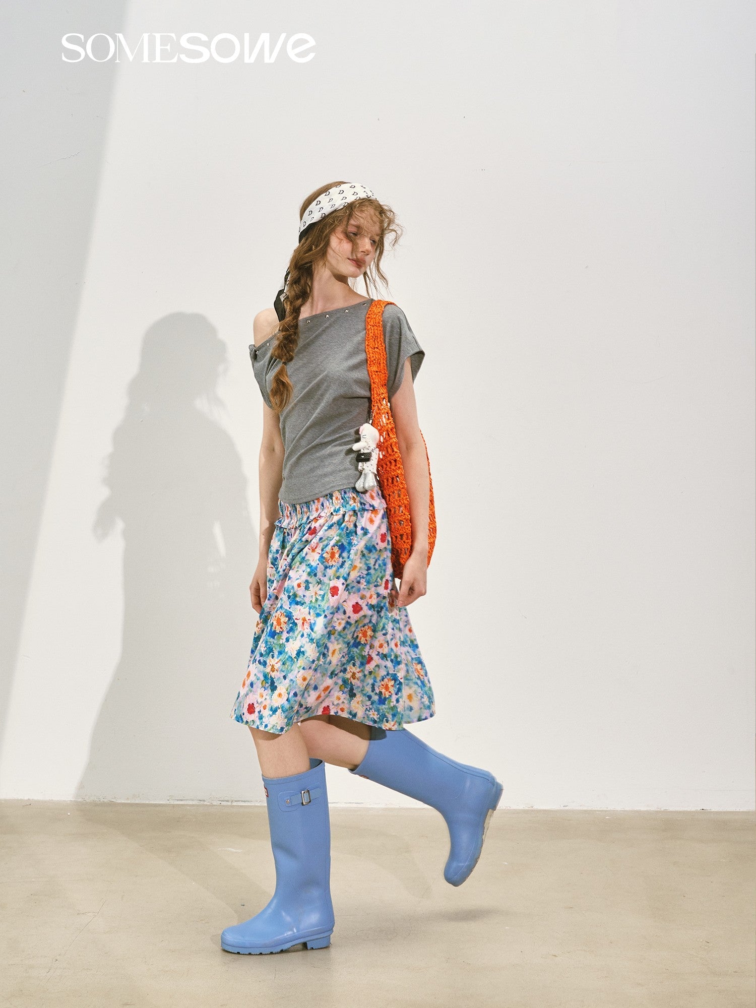 SOMESOWE Designer Off - shoulder Knotted Slim T-shirt In Gray | MADAX