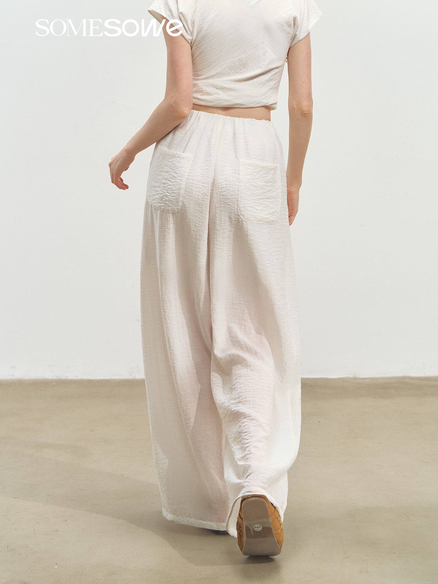 SOMESOWE Drape Lazy Style Balloon Pants In White | MADAX