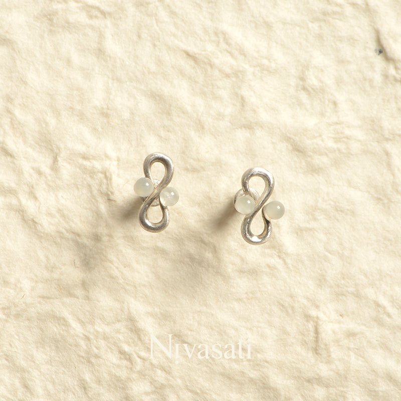 Nivasati Drops Series Tiny S Ear Studs | MADA IN CHINA