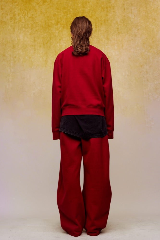 ilEWUOY Egg-shaped Cuffed Fleece Sweatpants in Red | MADA IN CHINA