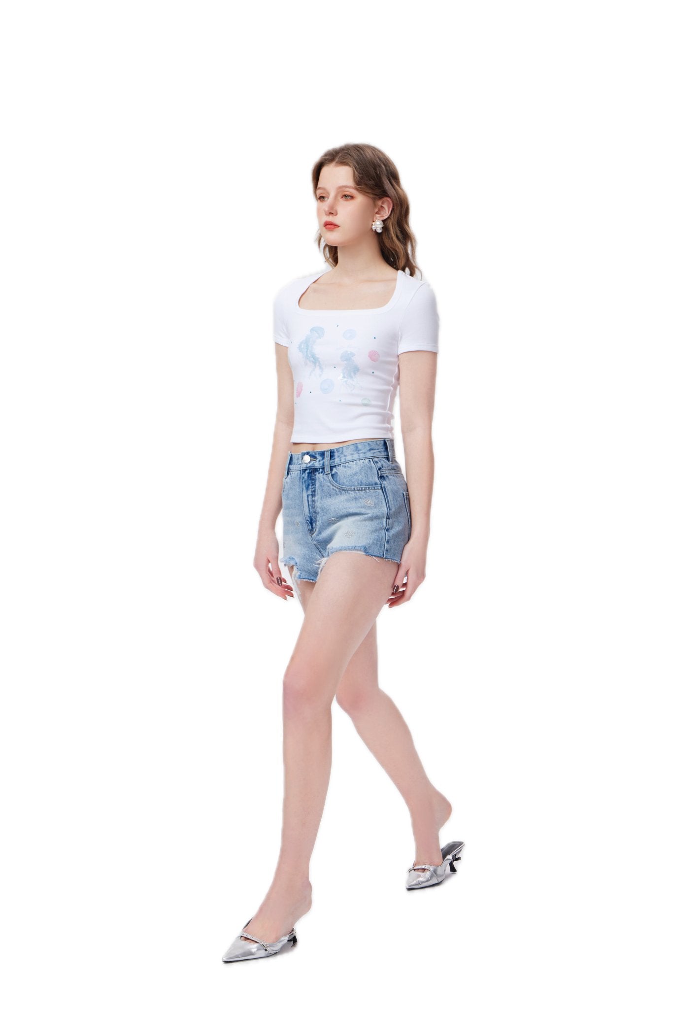 THREE QUARTERS Fine Glitter Logo Iron - On Denim Shorts Blue | MADA IN CHINA