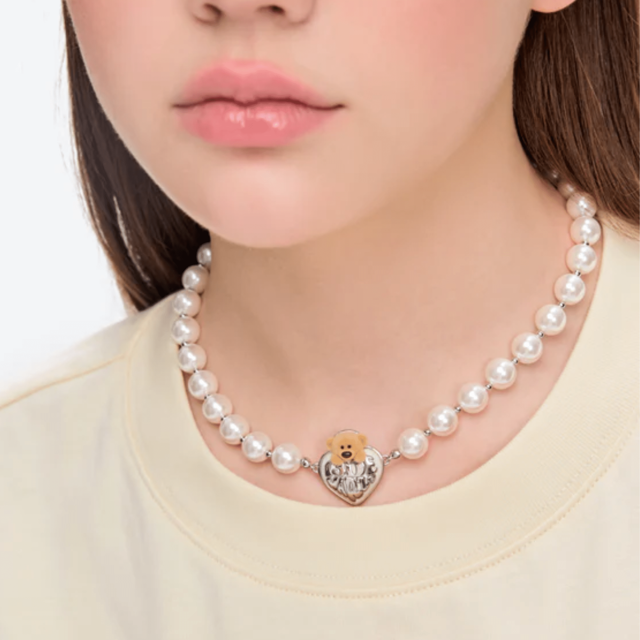 13DE MARZO Flocked Bear Heart Pearl Clavicle Necklace in Silver | MADAX