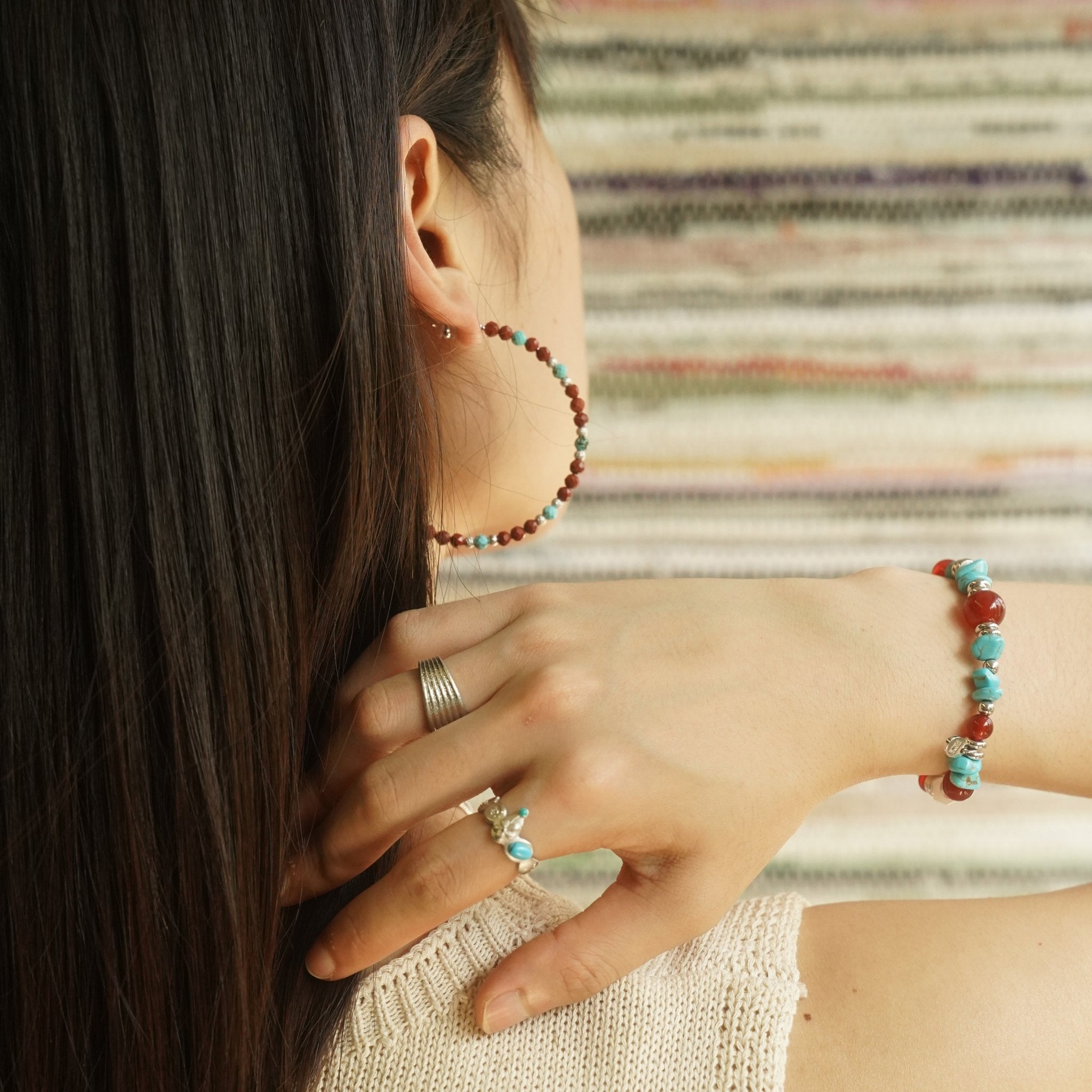 ToneTale Flora Bracelet in Red and Green | MADAX