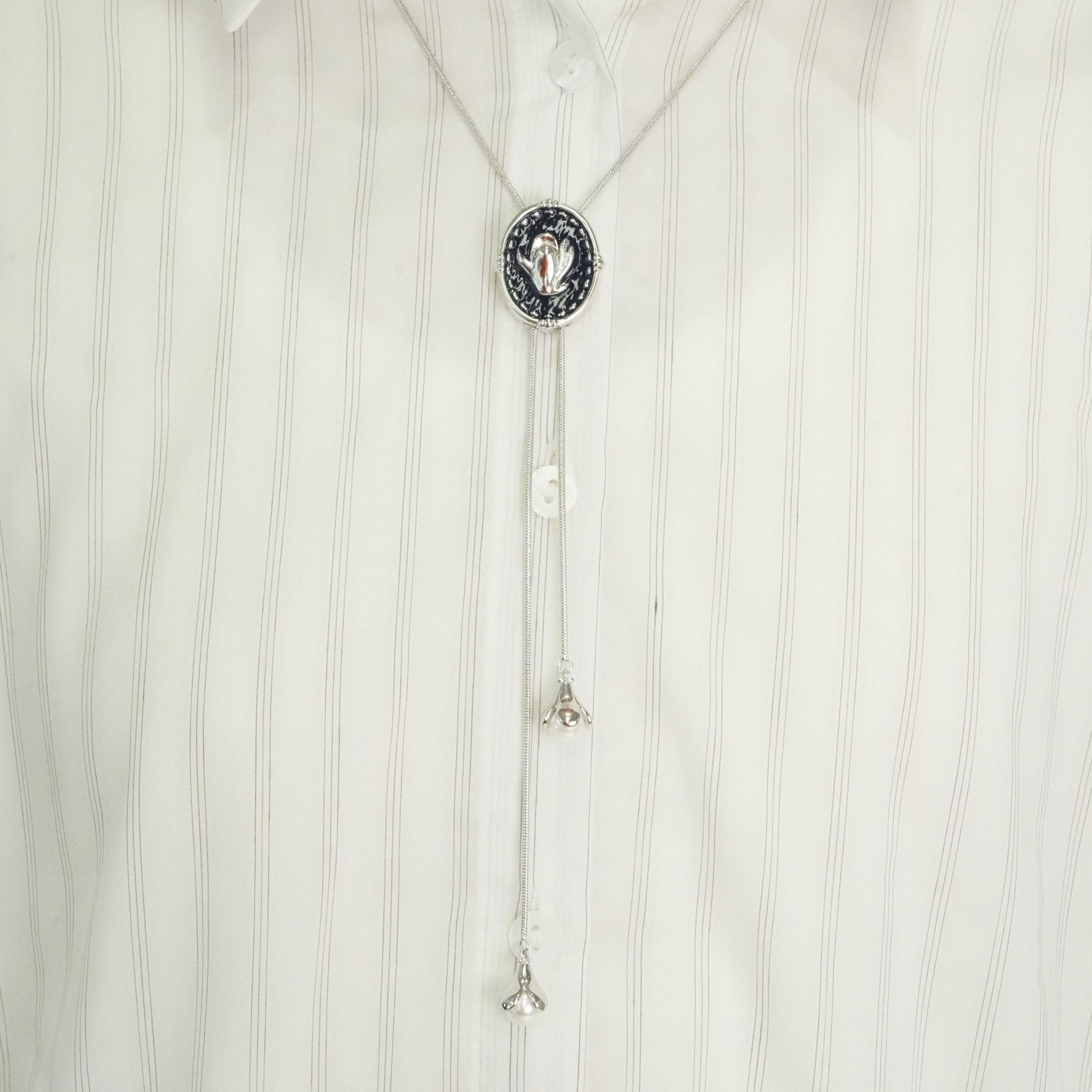 ToneTale Flower Rain Magnolia Denim Pull - Out Necklace White Gold | MADAX