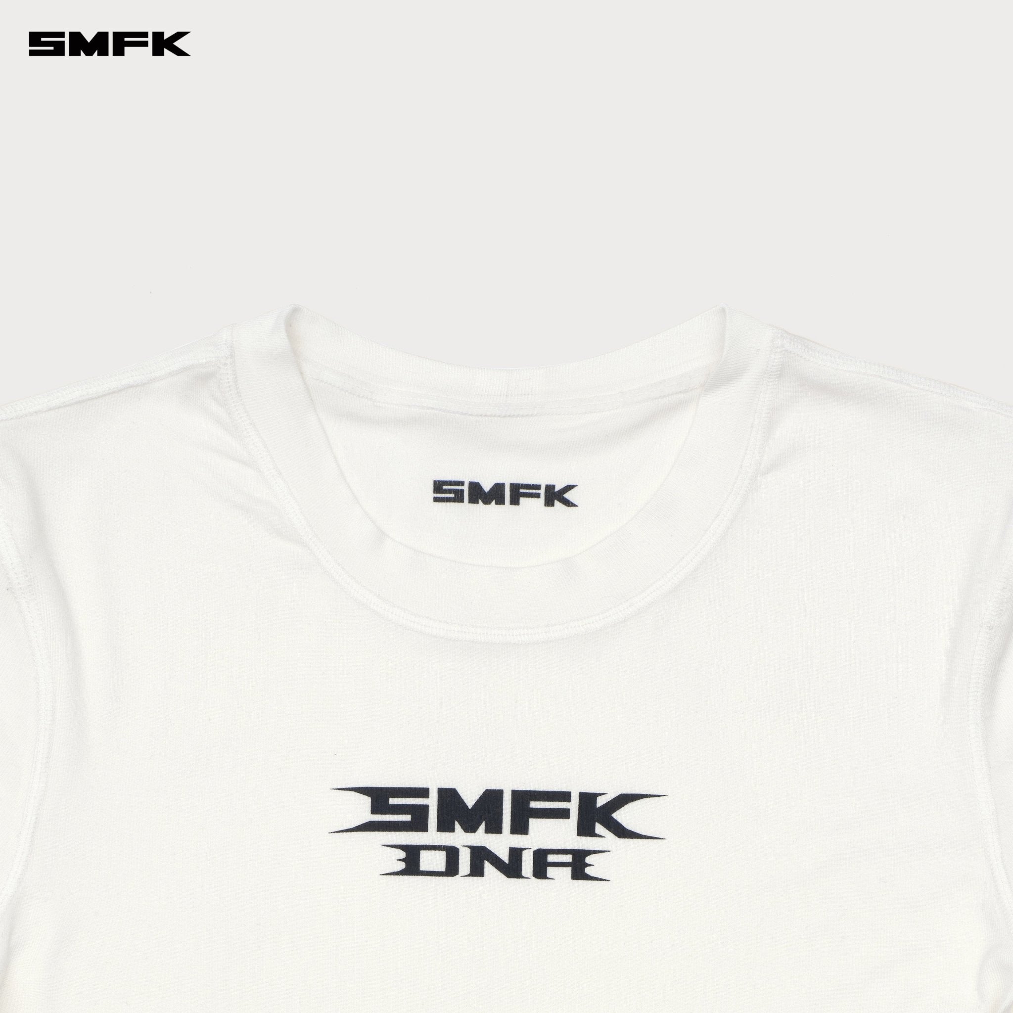 SMFK Future DNA Racing Tee In White | MADAX