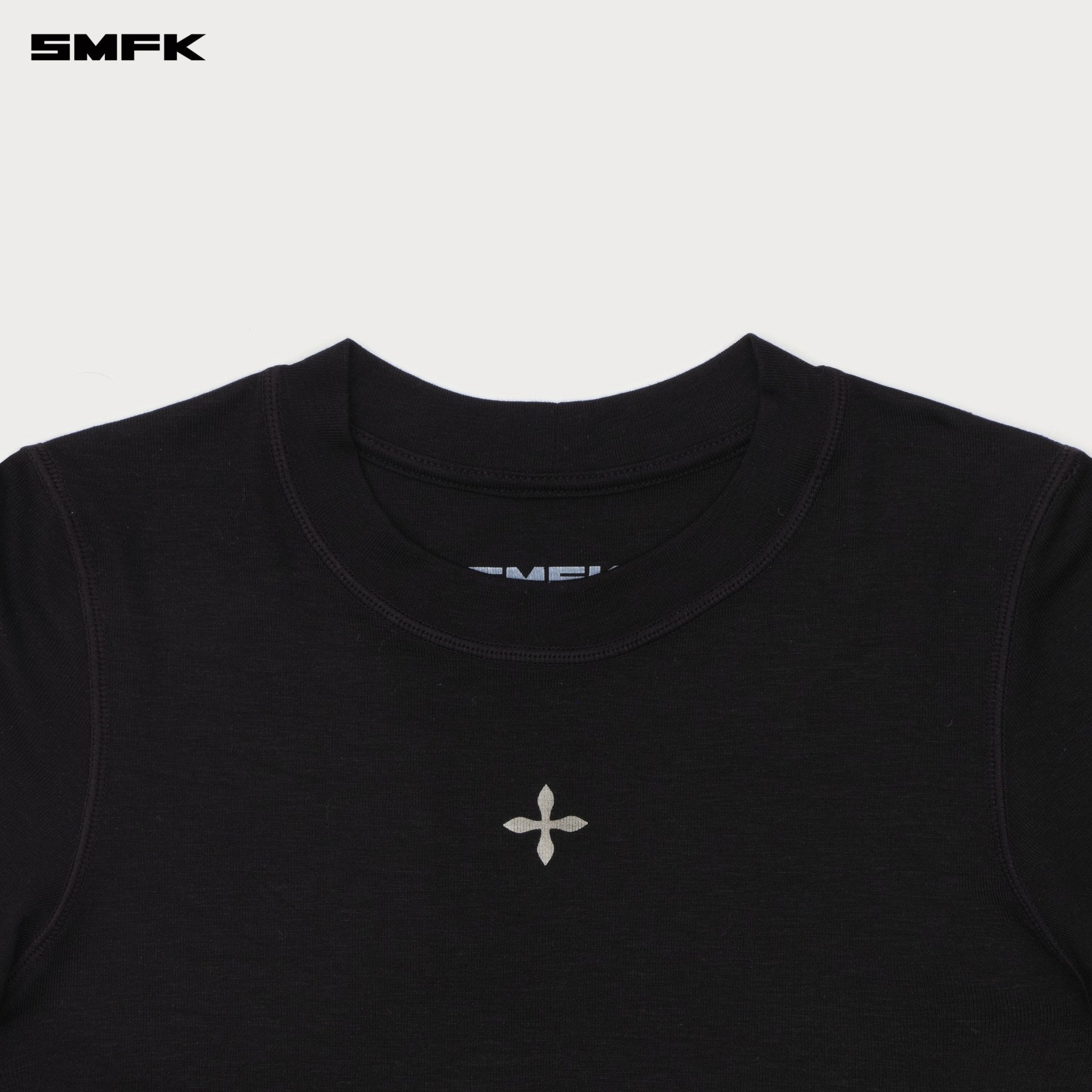 SMFK Future DNA Technology Acetic Acid Sports Tee In Black | MADAX