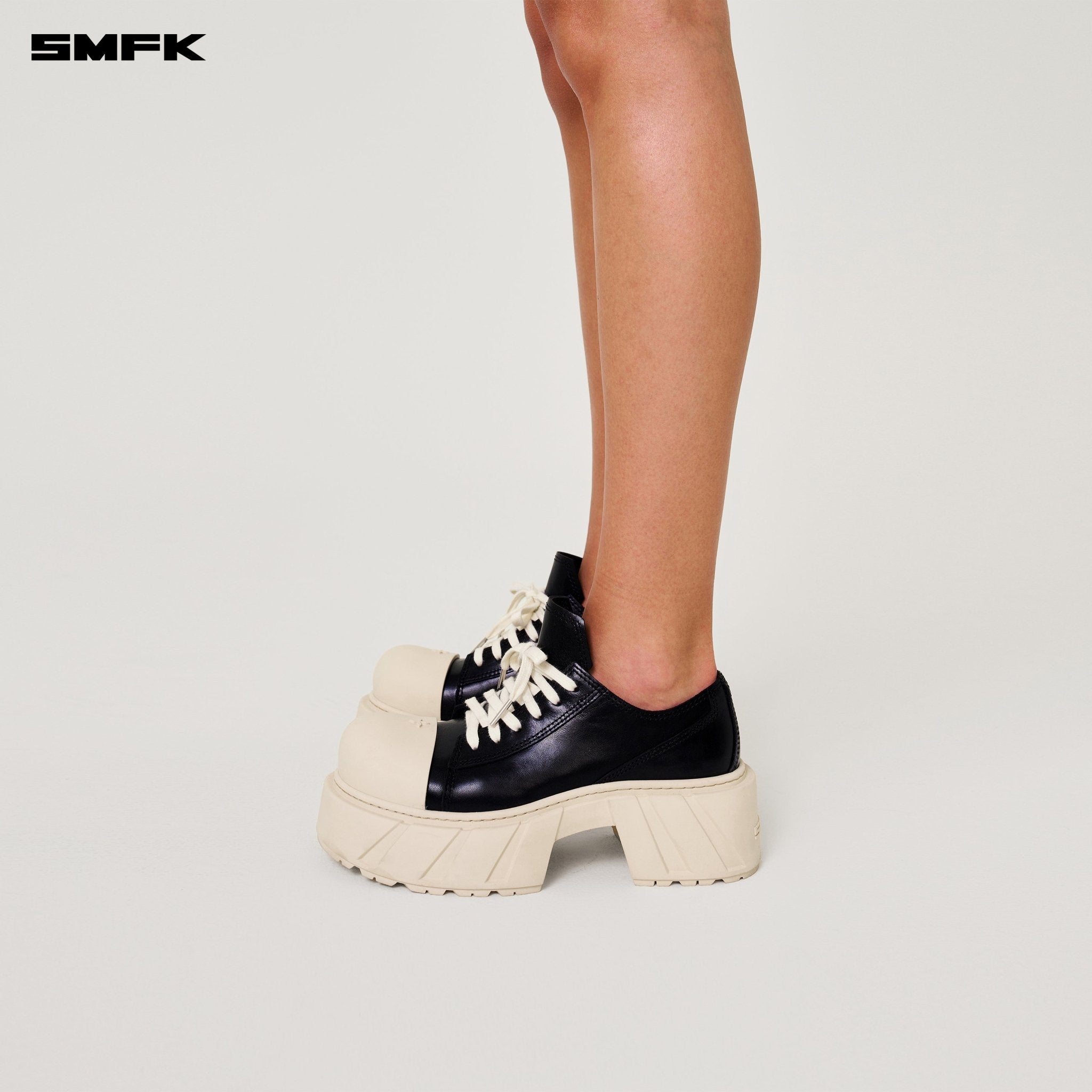SMFK Future Mirage High Heeled Leather Sneakers In Black/White | MADAX