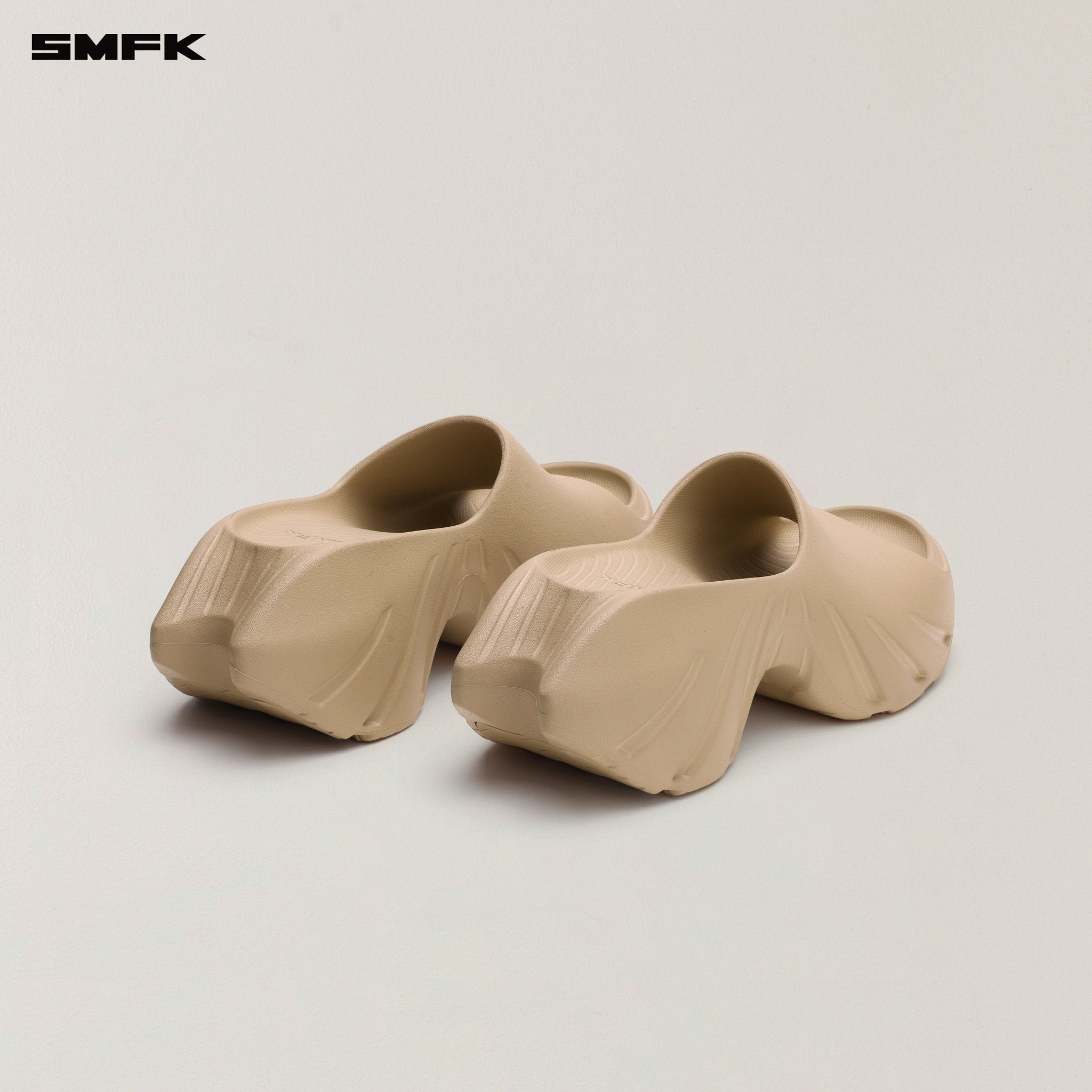 SMFK Future Mirage High Slipper In Sand | MADAX