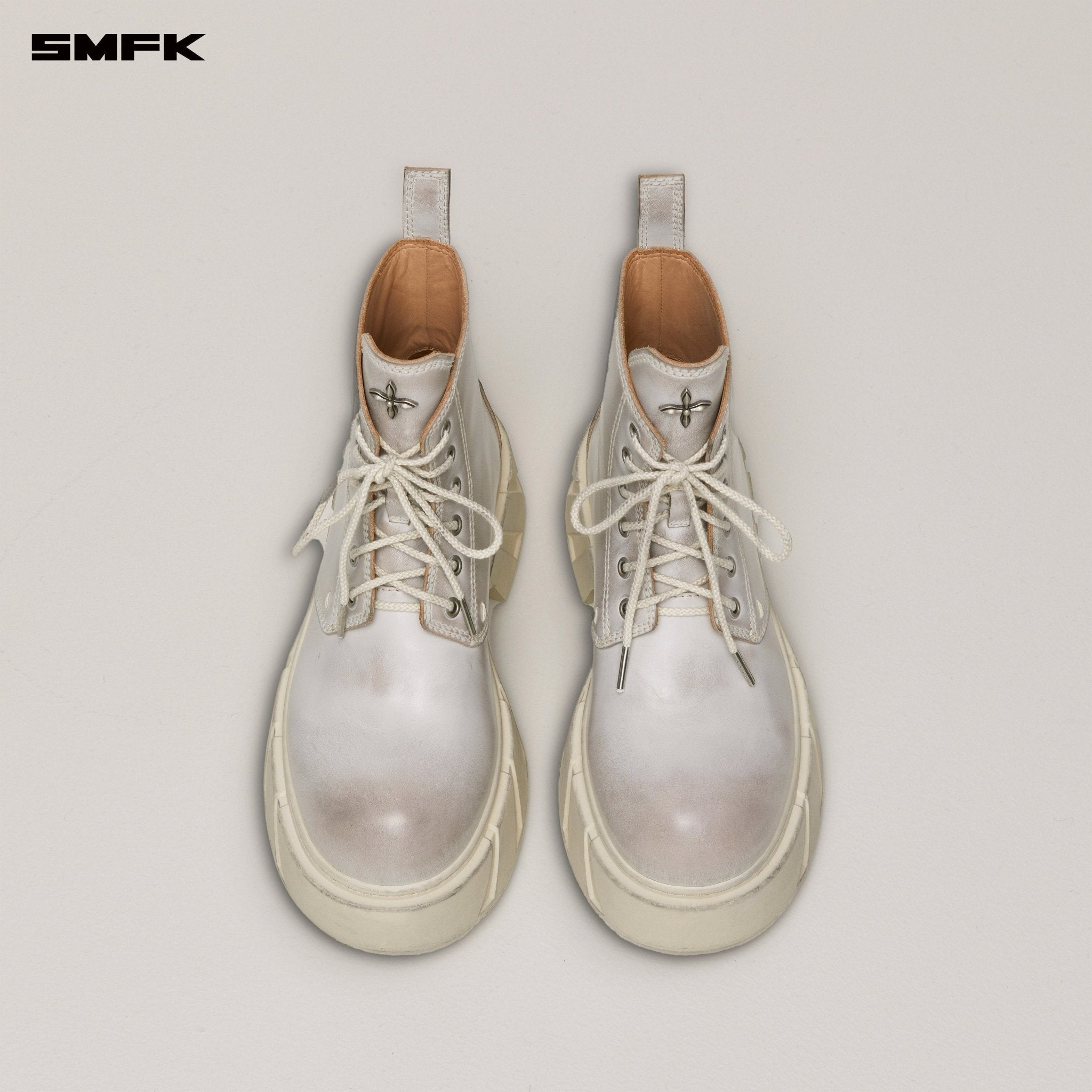SMFK Future Mirage Leather Rider Boots In White | MADAX