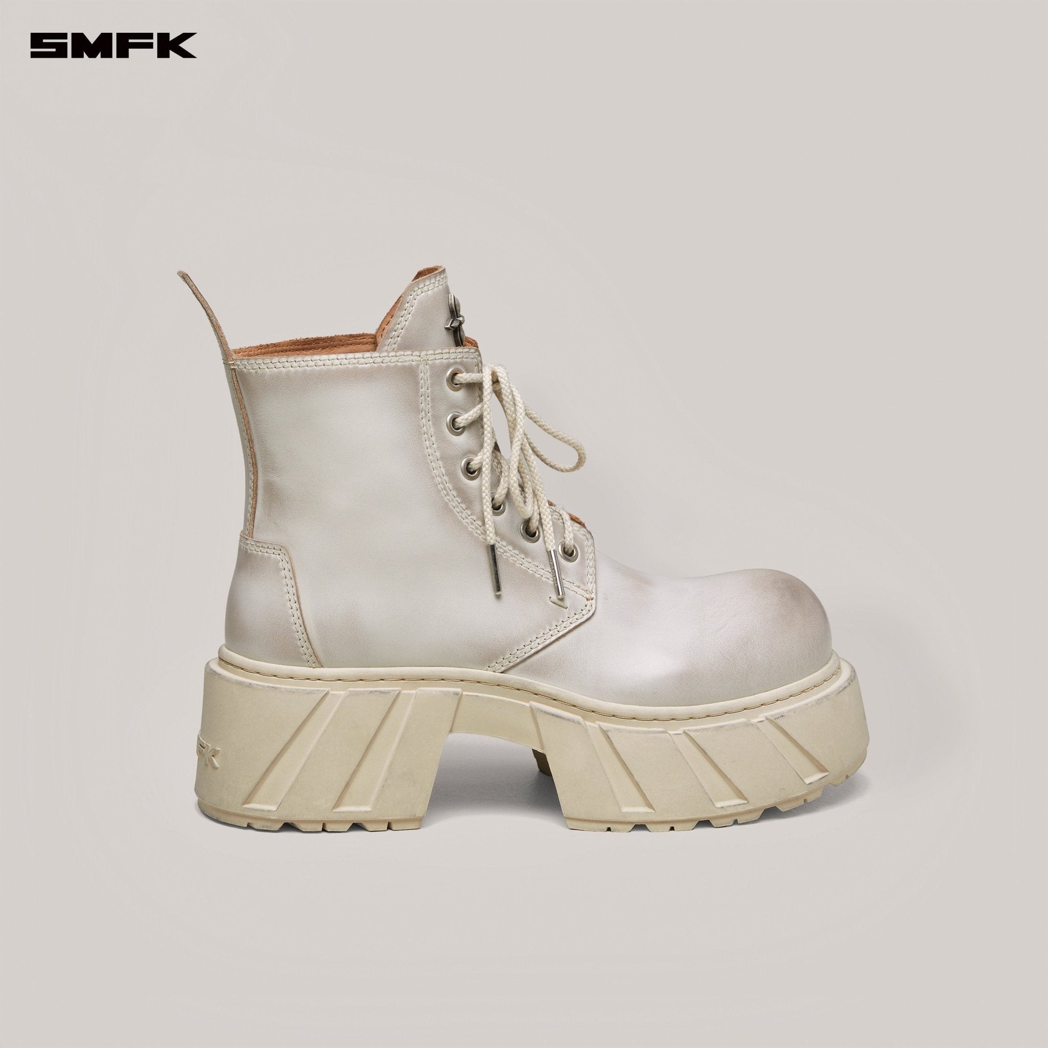 SMFK Future Mirage Leather Rider Boots In White | MADAX