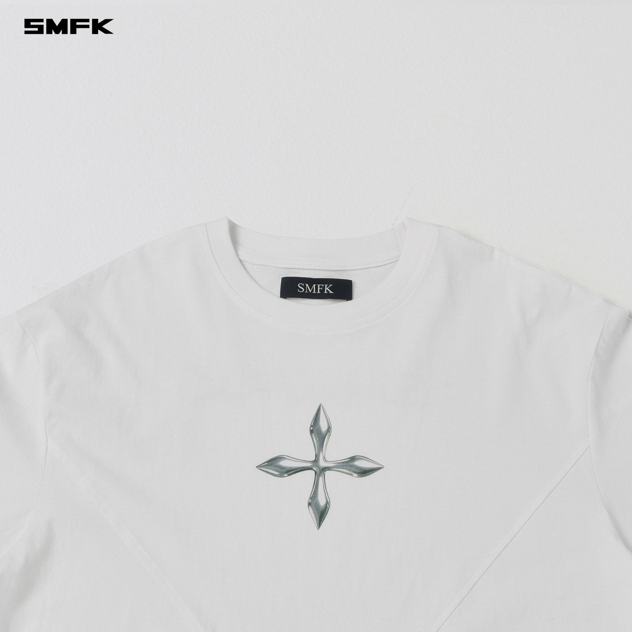SMFK Future Reflection Loose Tee In Cloud White | MADAX