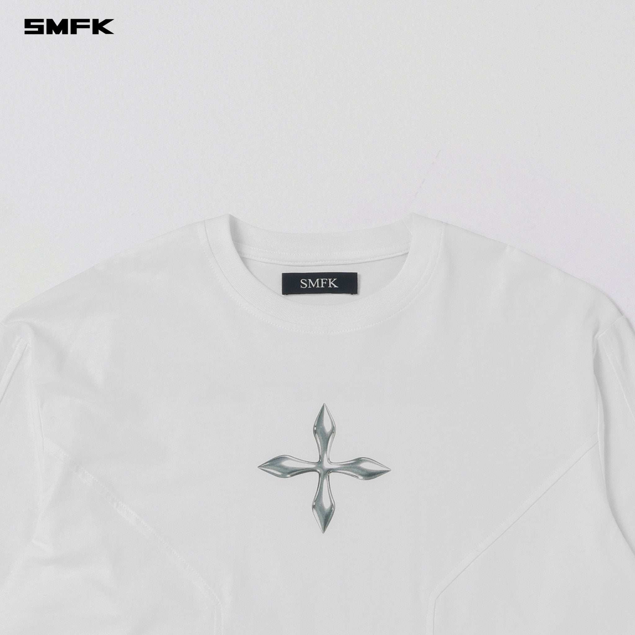 SMFK Future Reflection Pullover In Cloud White | MADAX