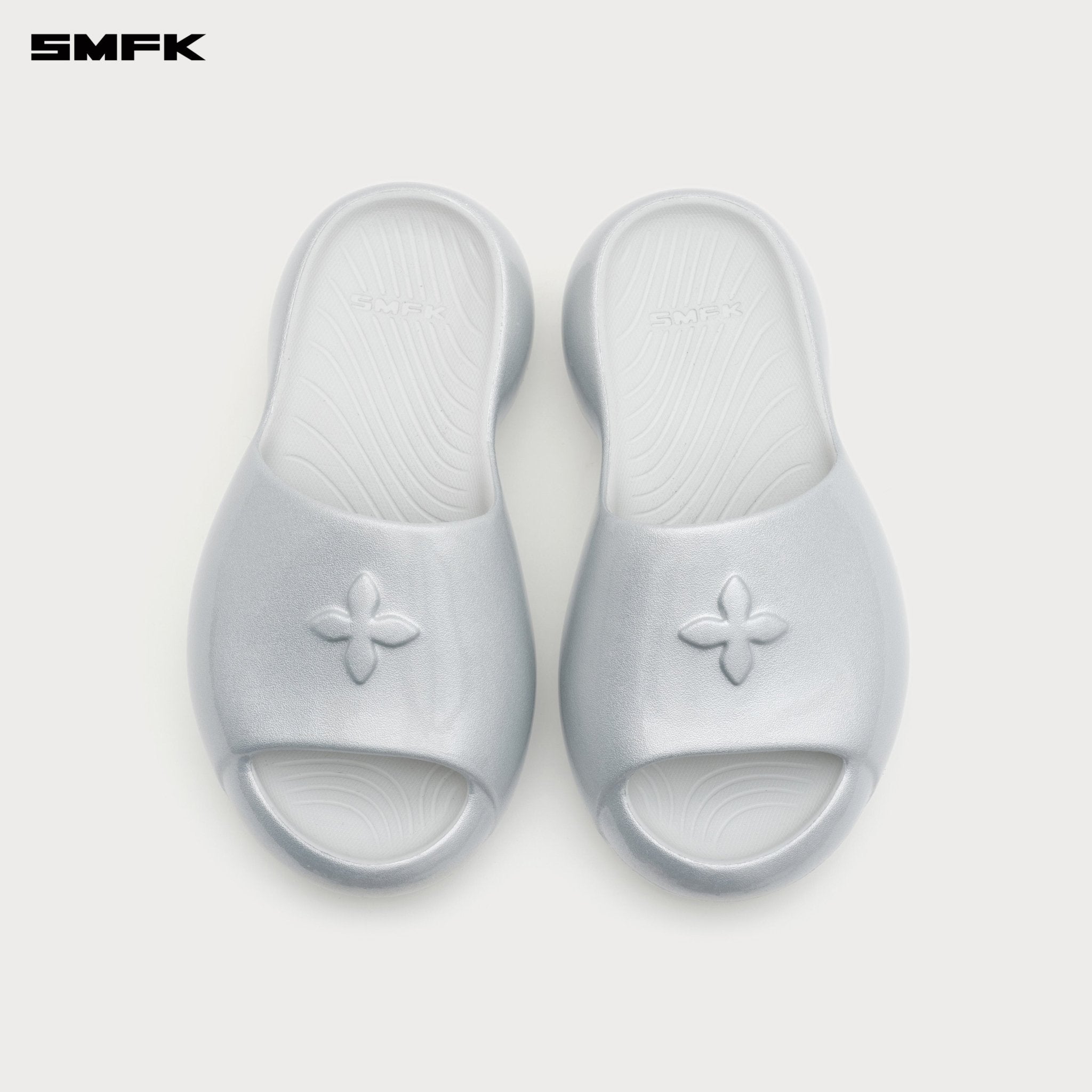 SMFK Future Ripple All - In - One Slippers In Silver | MADAX